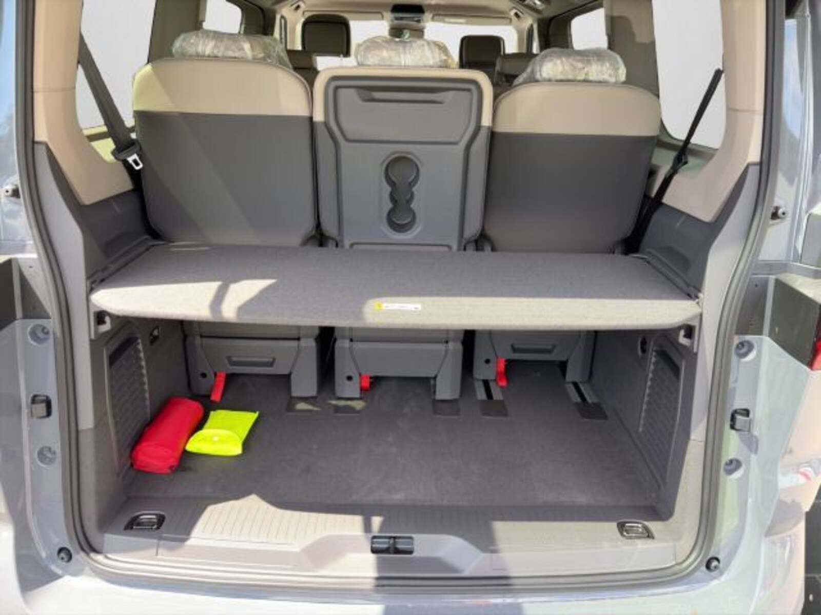 Volkswagen Multivan Langversion – Bild 15