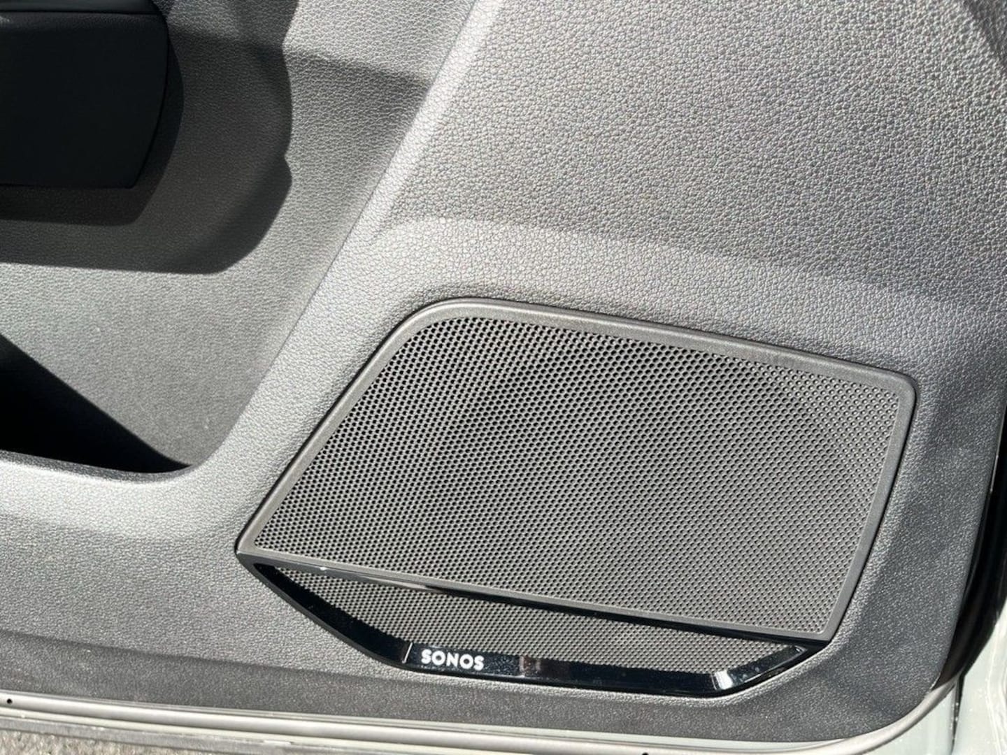 Bild über Audi Q3 TFSI quattro 180 kW S tronic - für weitere Informationen kontaktieren Sie den Audi Partner