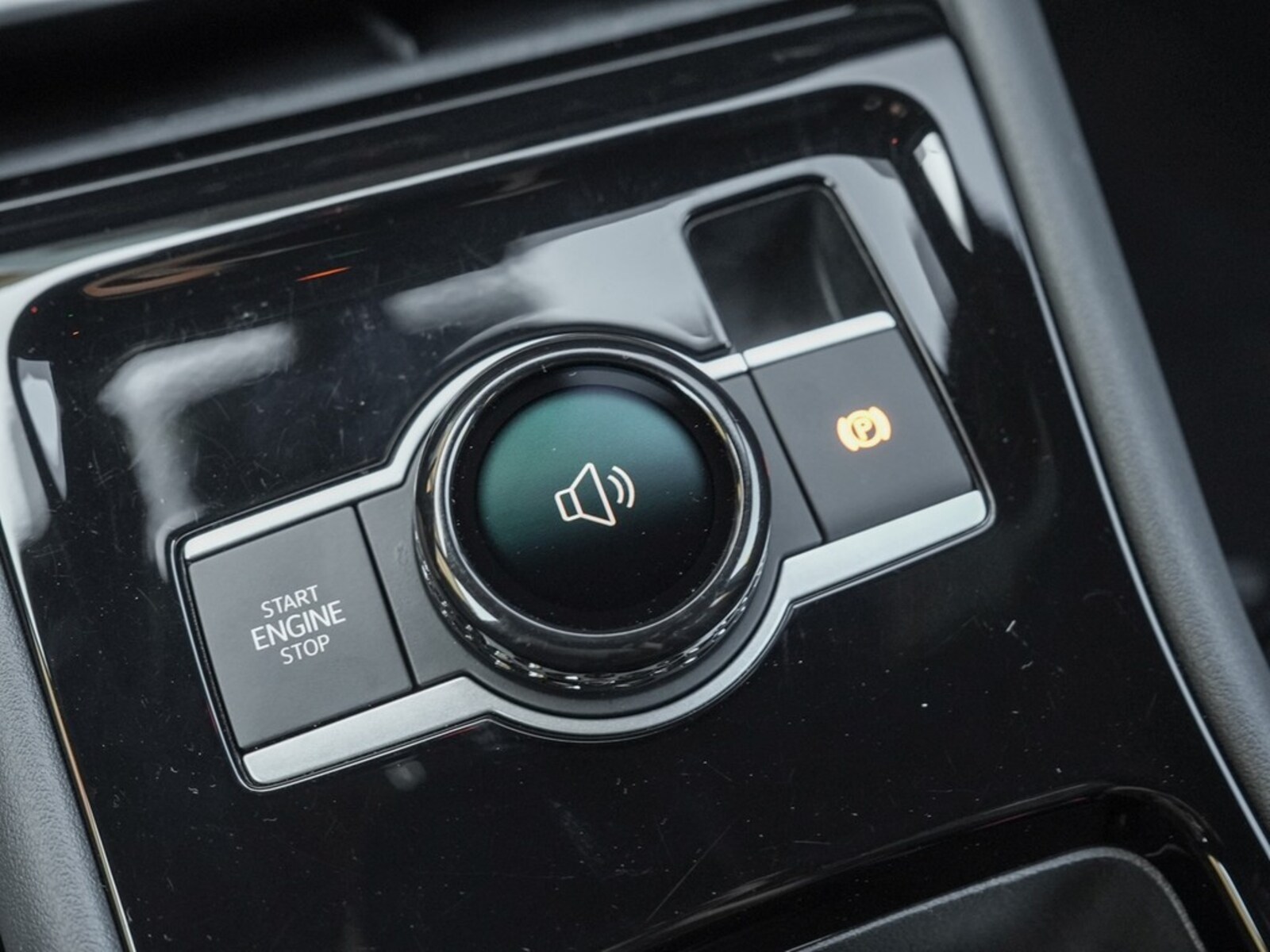 Volkswagen Tiguan – Bild 16