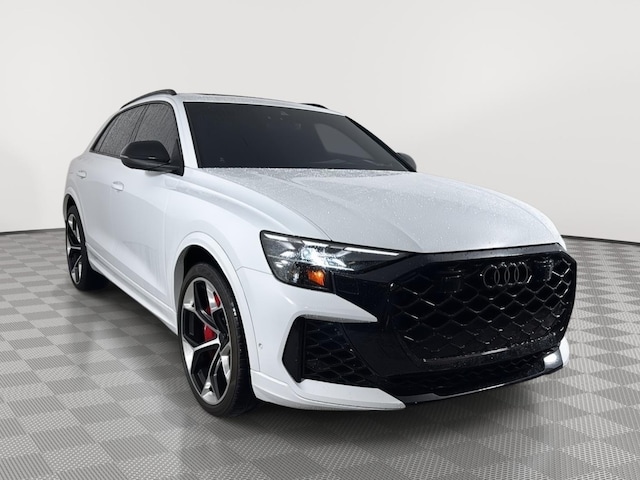 2026 Audi RS Q8 SUV performance