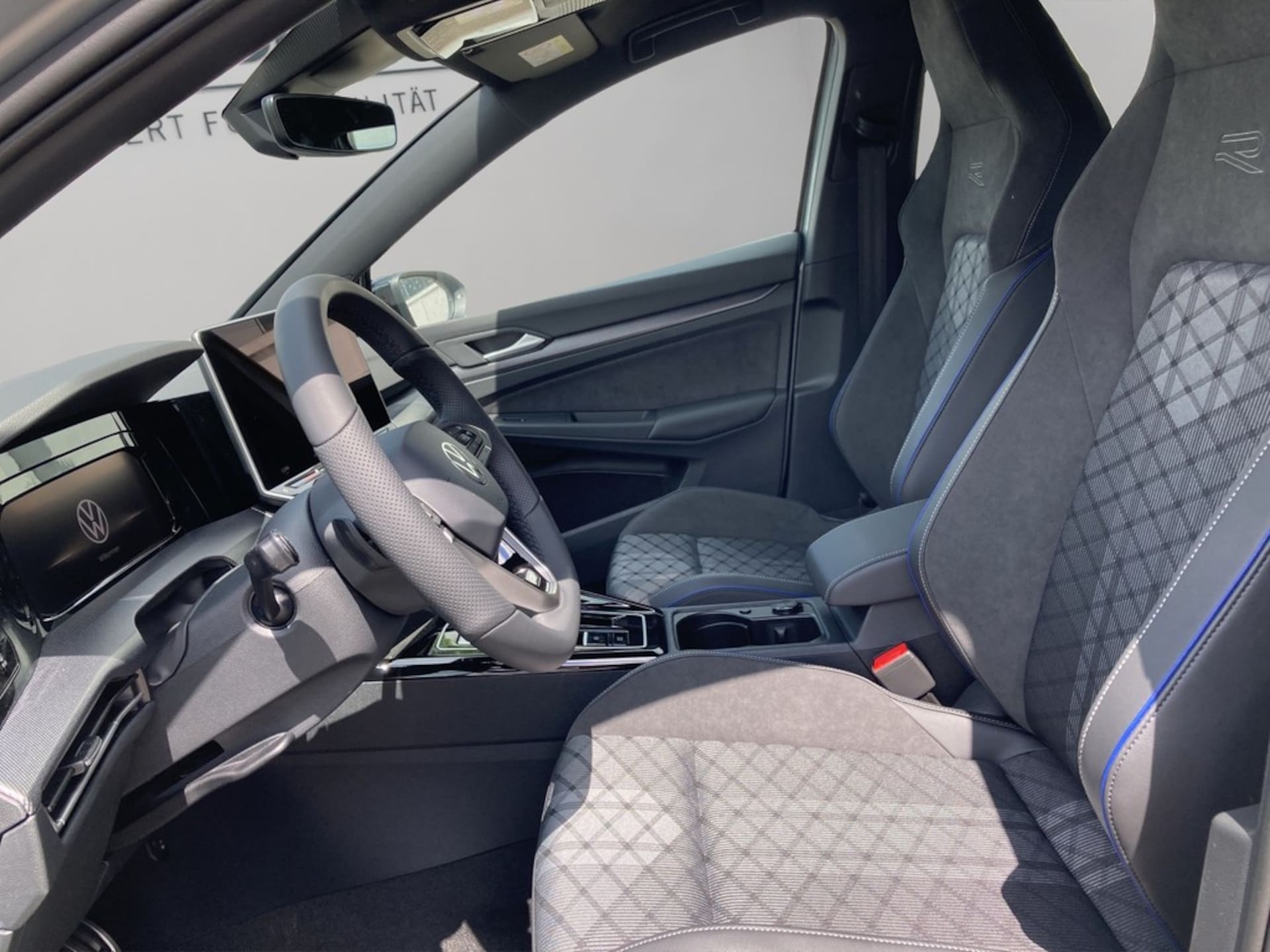 Volkswagen Golf Variant R-Line
