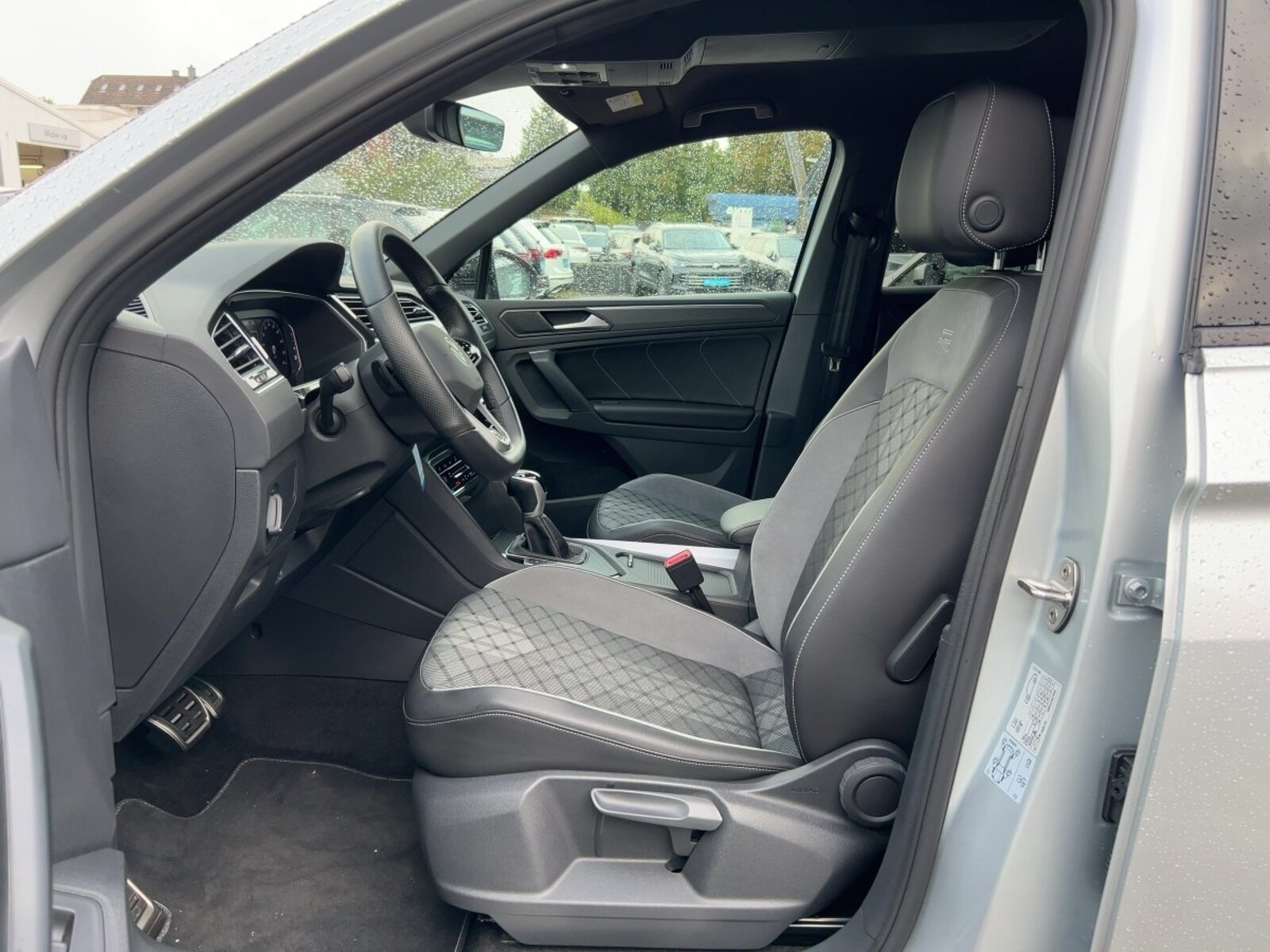 Volkswagen Tiguan – Bild 8