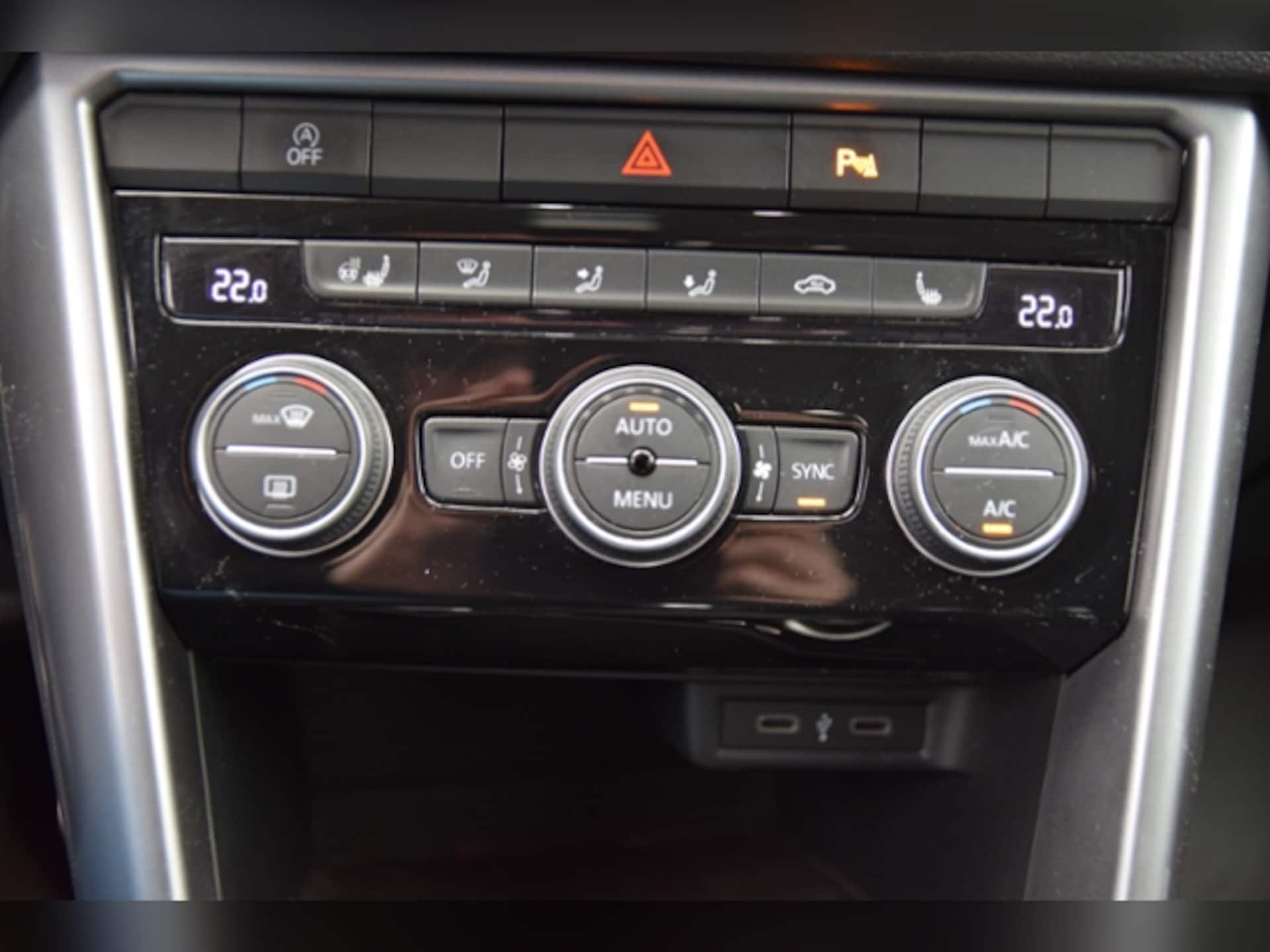 Volkswagen T-Roc Active