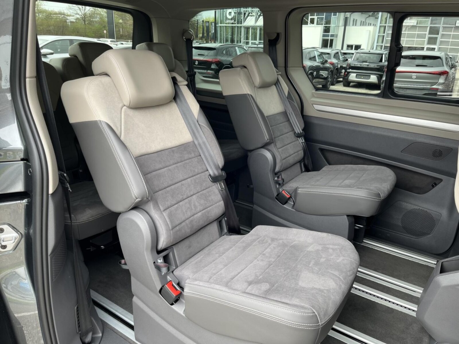 Volkswagen Multivan – Bild 11