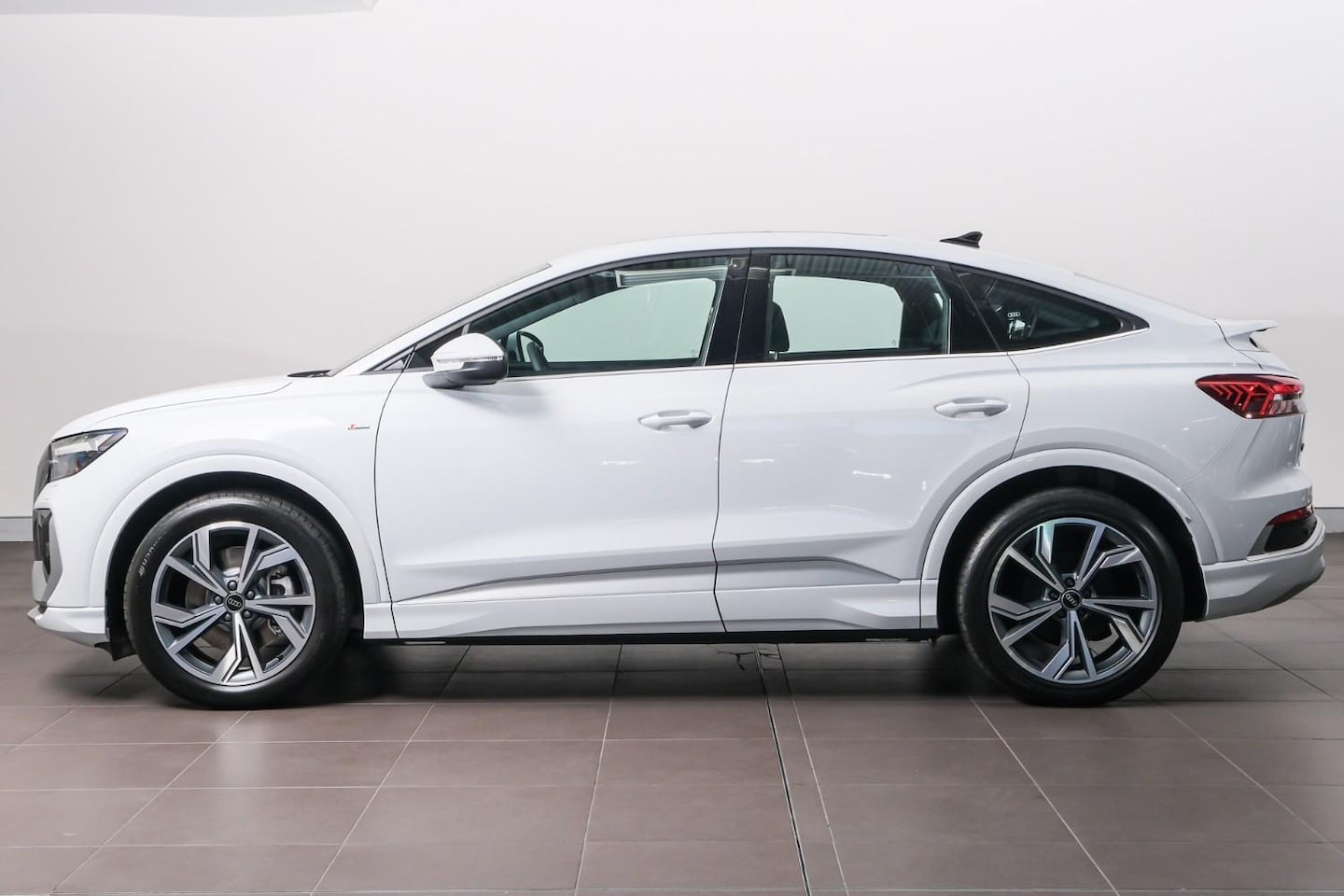 Image about Audi Q4 Sportback e-tron 45 e-tron