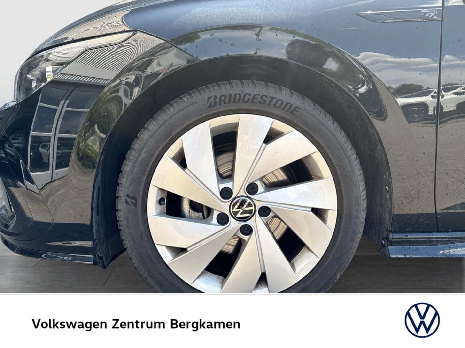 Volkswagen Golf R-Line