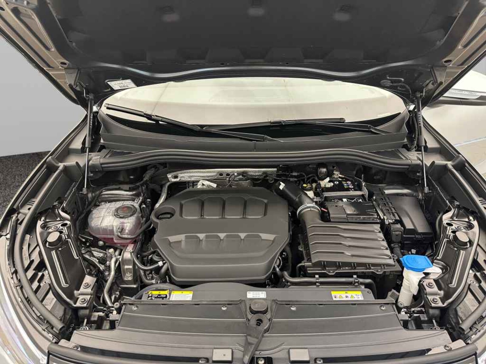 Volkswagen Tiguan – Bild 17