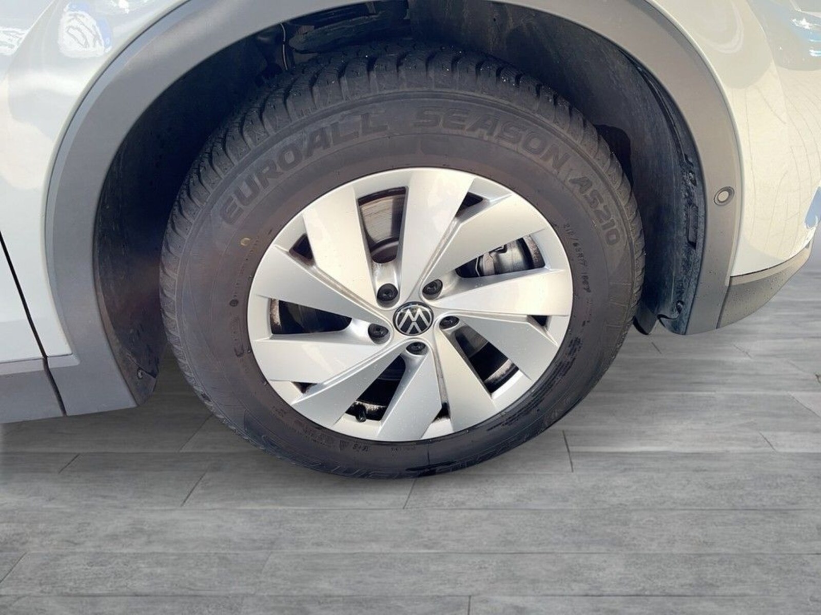 Volkswagen Tiguan – Bild 6