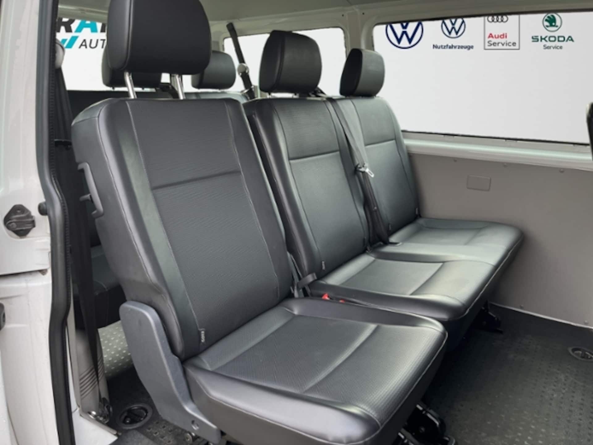Volkswagen T6 Transporter Kombi kurzer Radstand