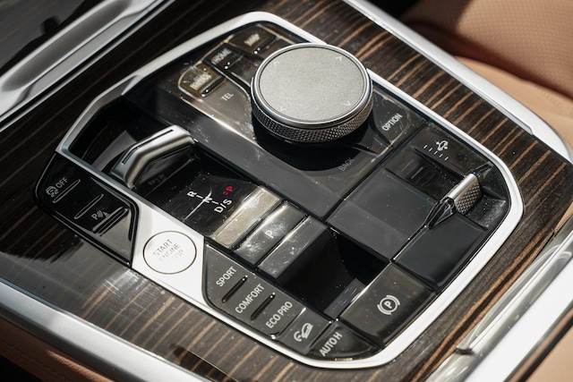 2026 BMW X7 40i - Photo 11