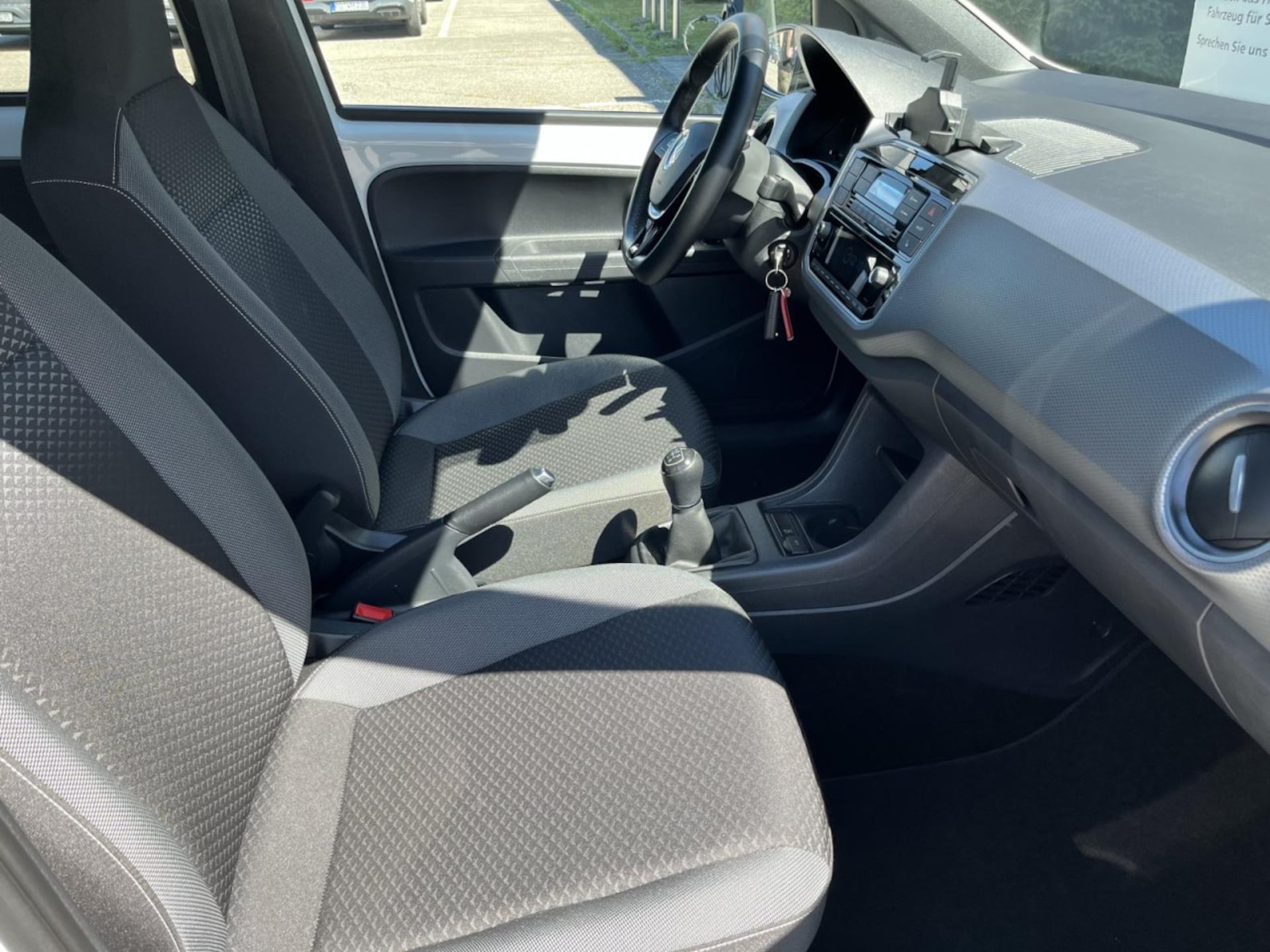 Volkswagen up! ACTIVE