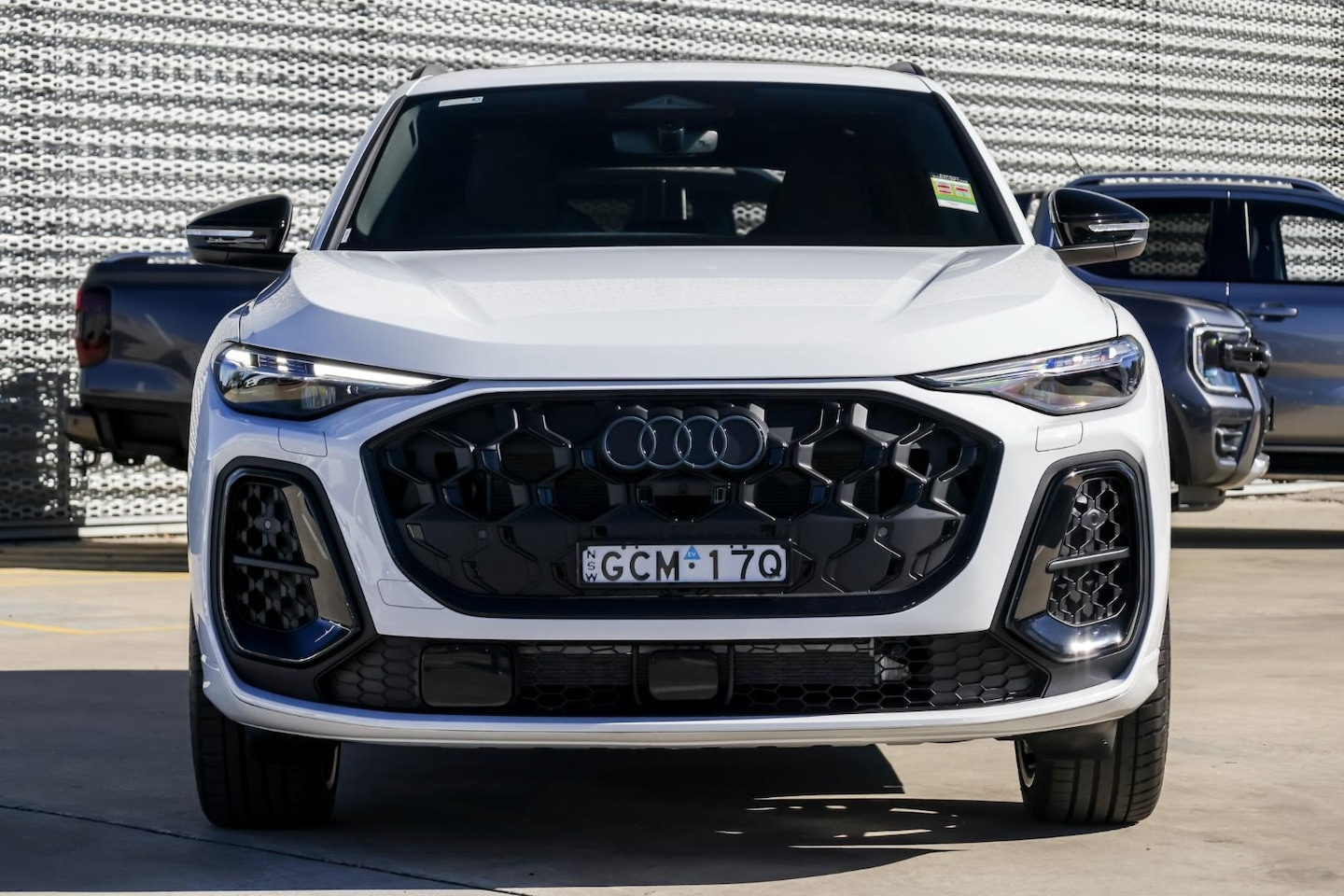 Image about Audi Q5 SUV e-hybrid quattro S tronic