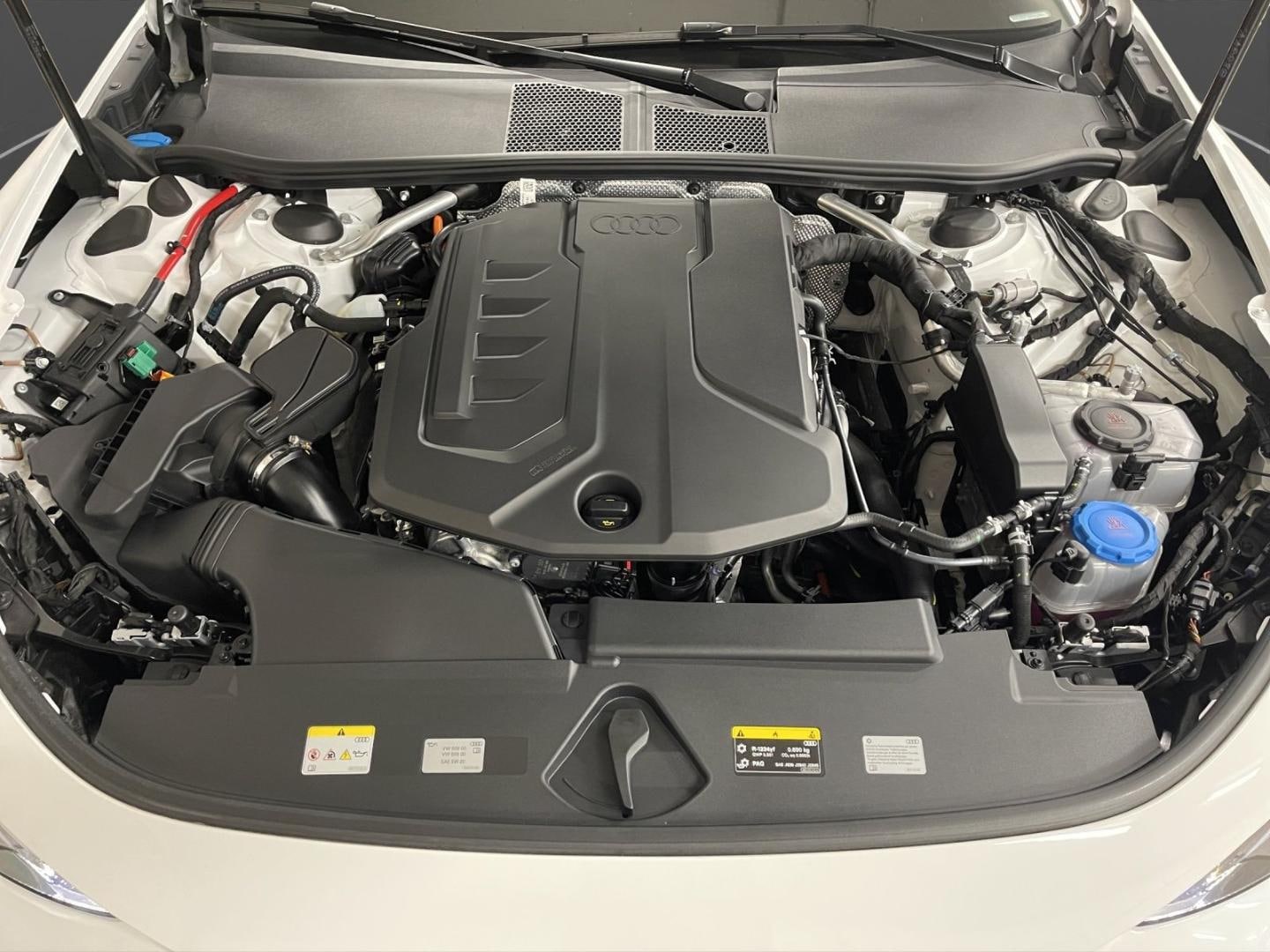 Bild über Audi A6 Avant e-hybrid e-hybrid quattro 220 kW S tronic - für weitere Informationen kontaktieren Sie den Audi Partner