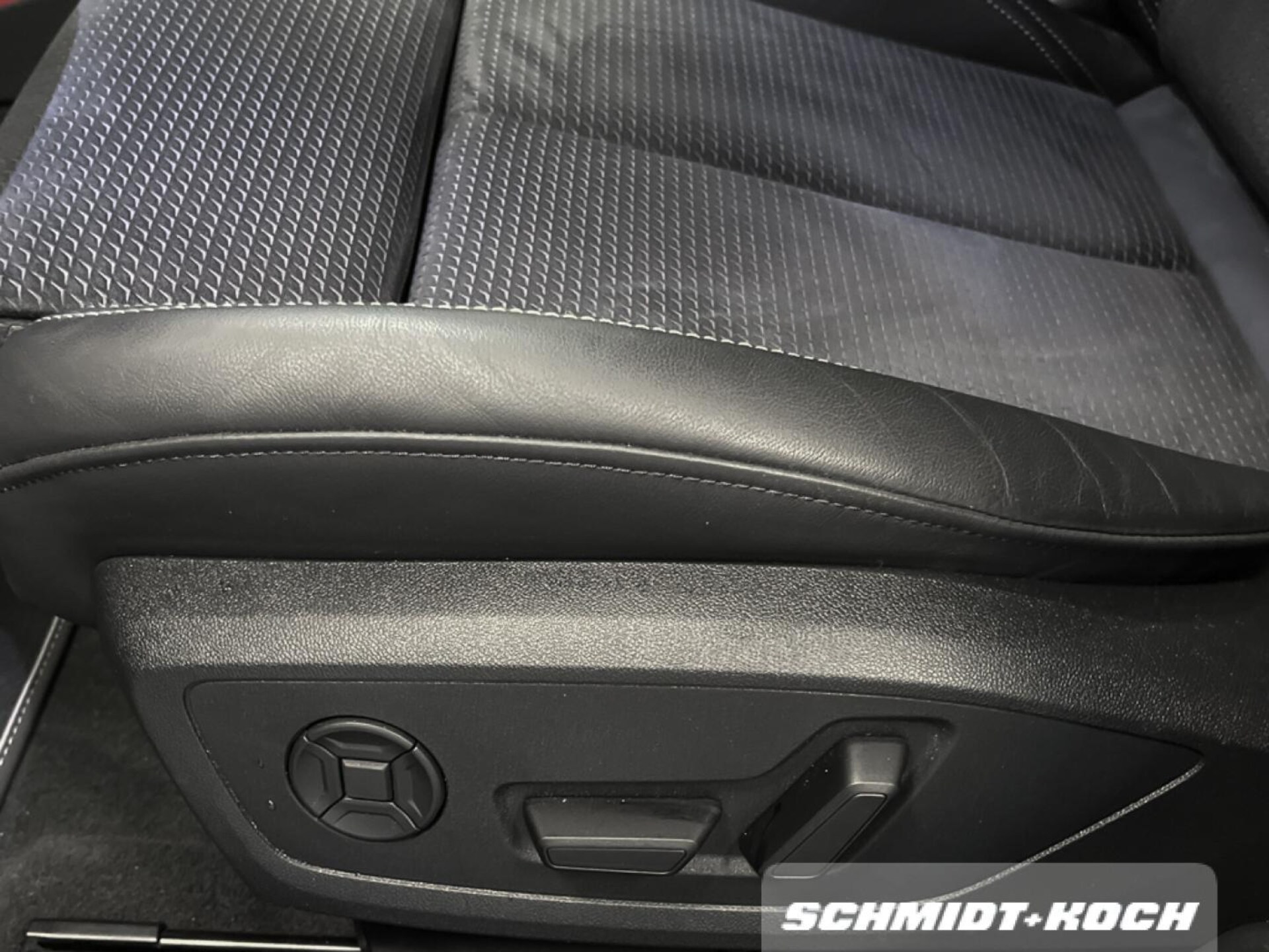 Audi A6 Avant TFSI e Design