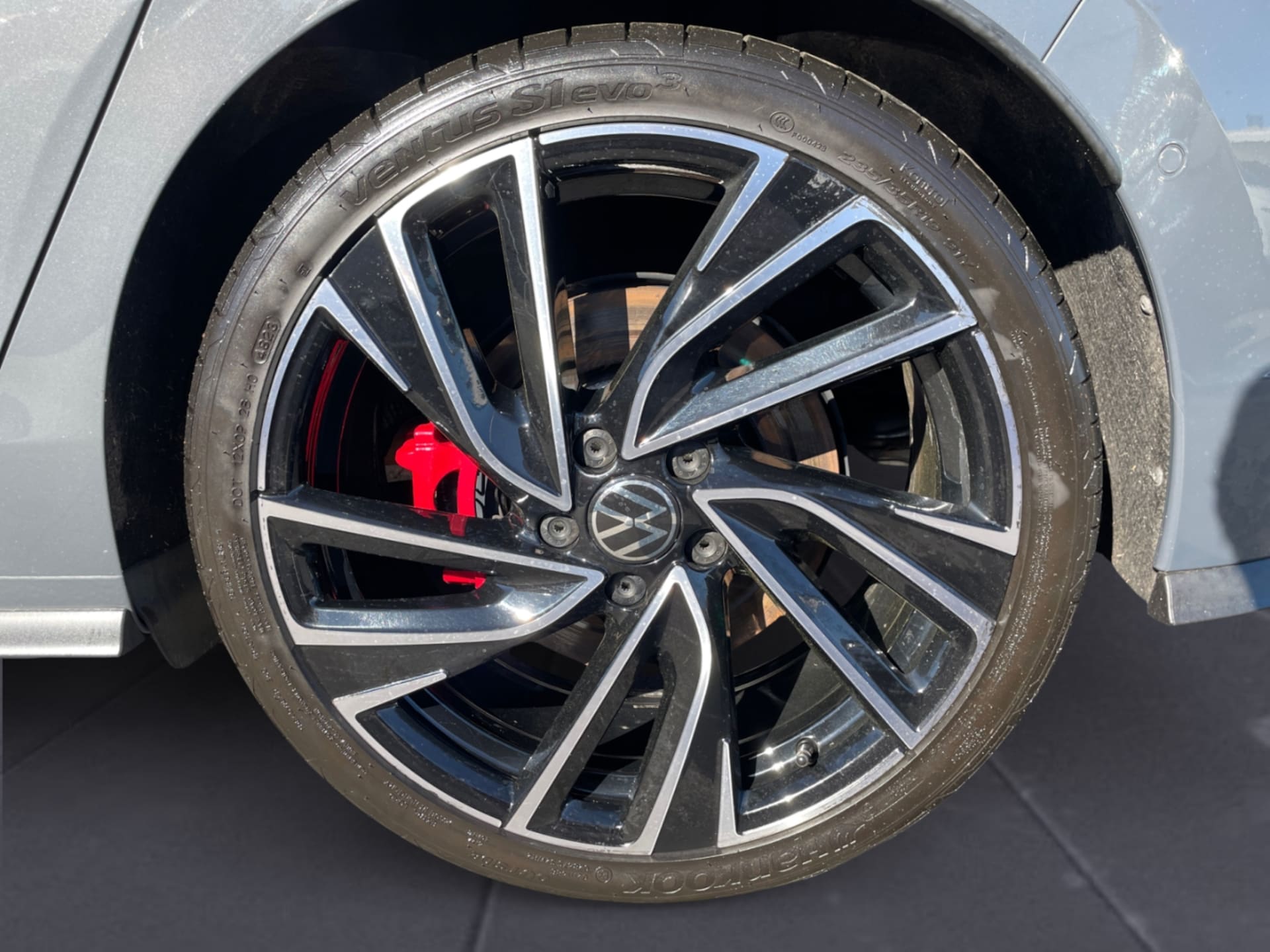 Volkswagen Golf GTI