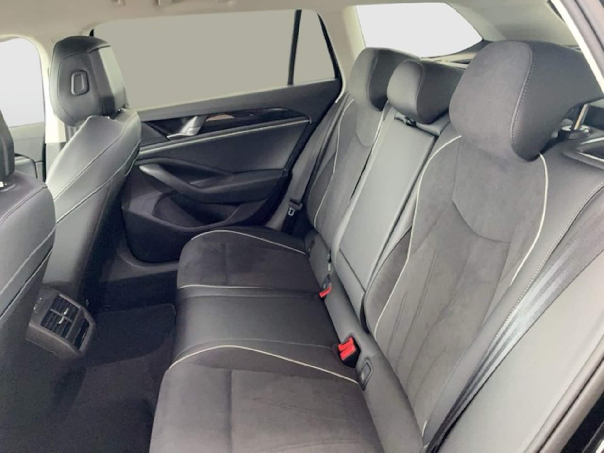 Volkswagen Passat Business