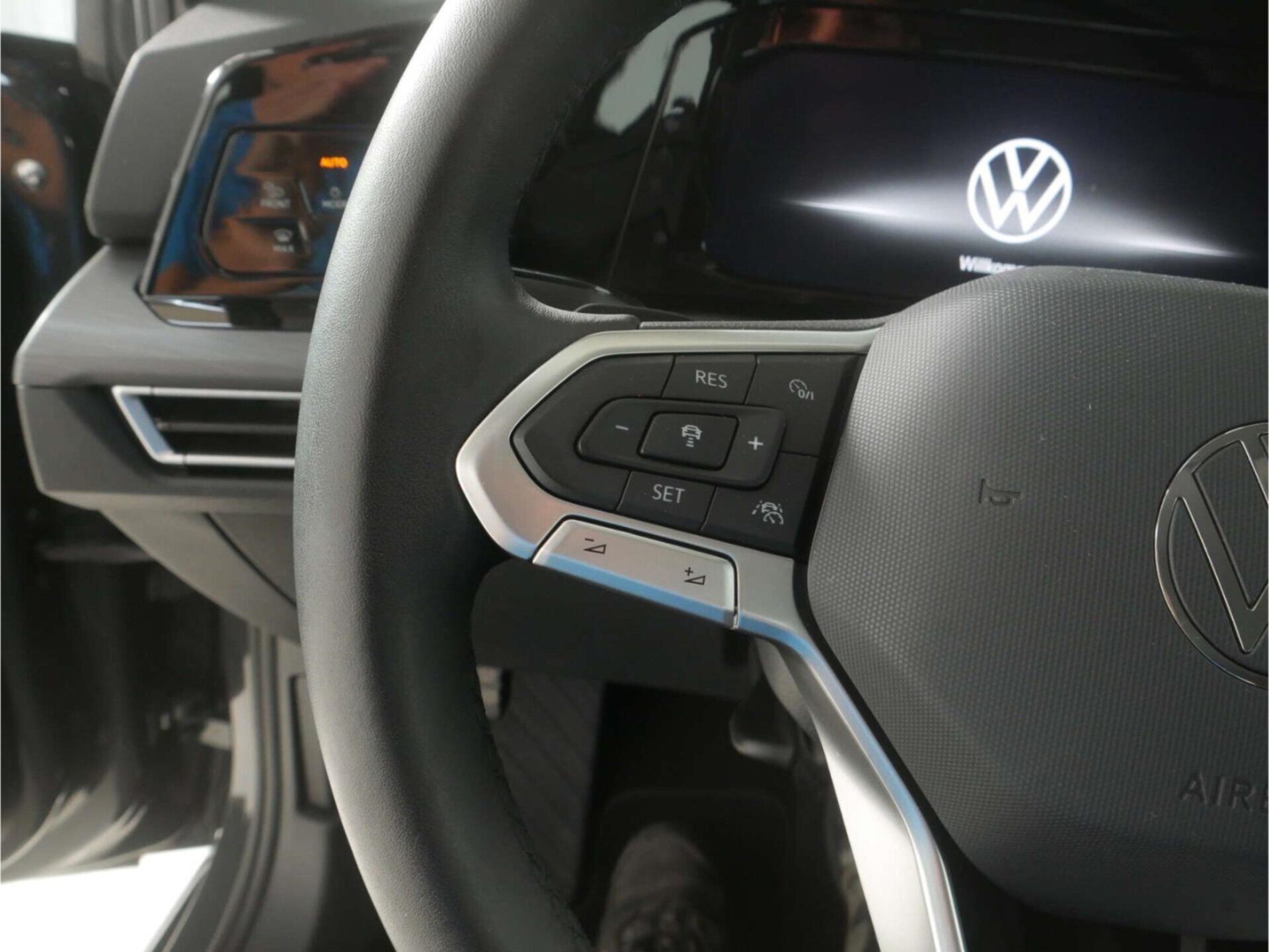 Volkswagen Golf Style