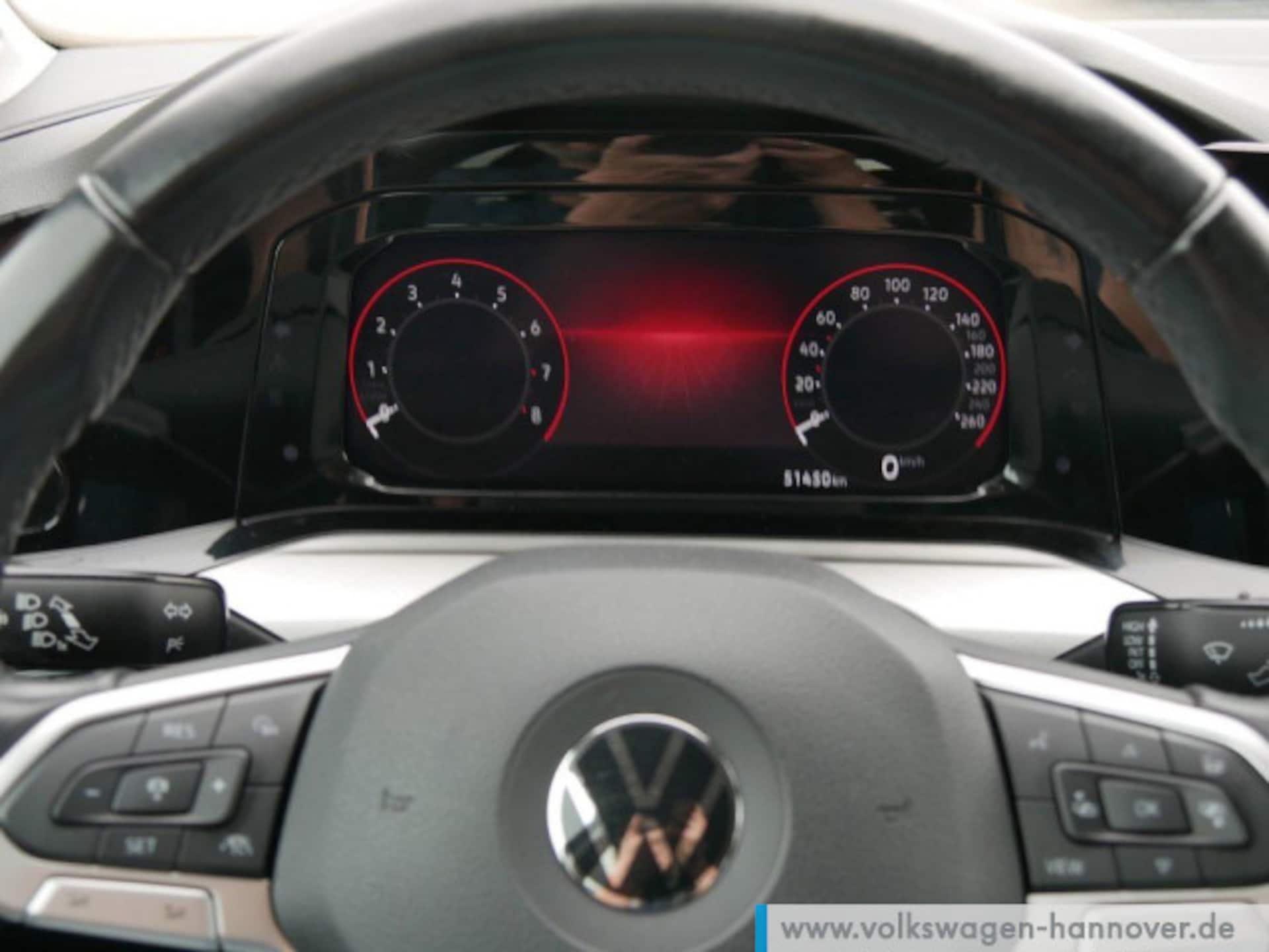 Volkswagen Golf Life