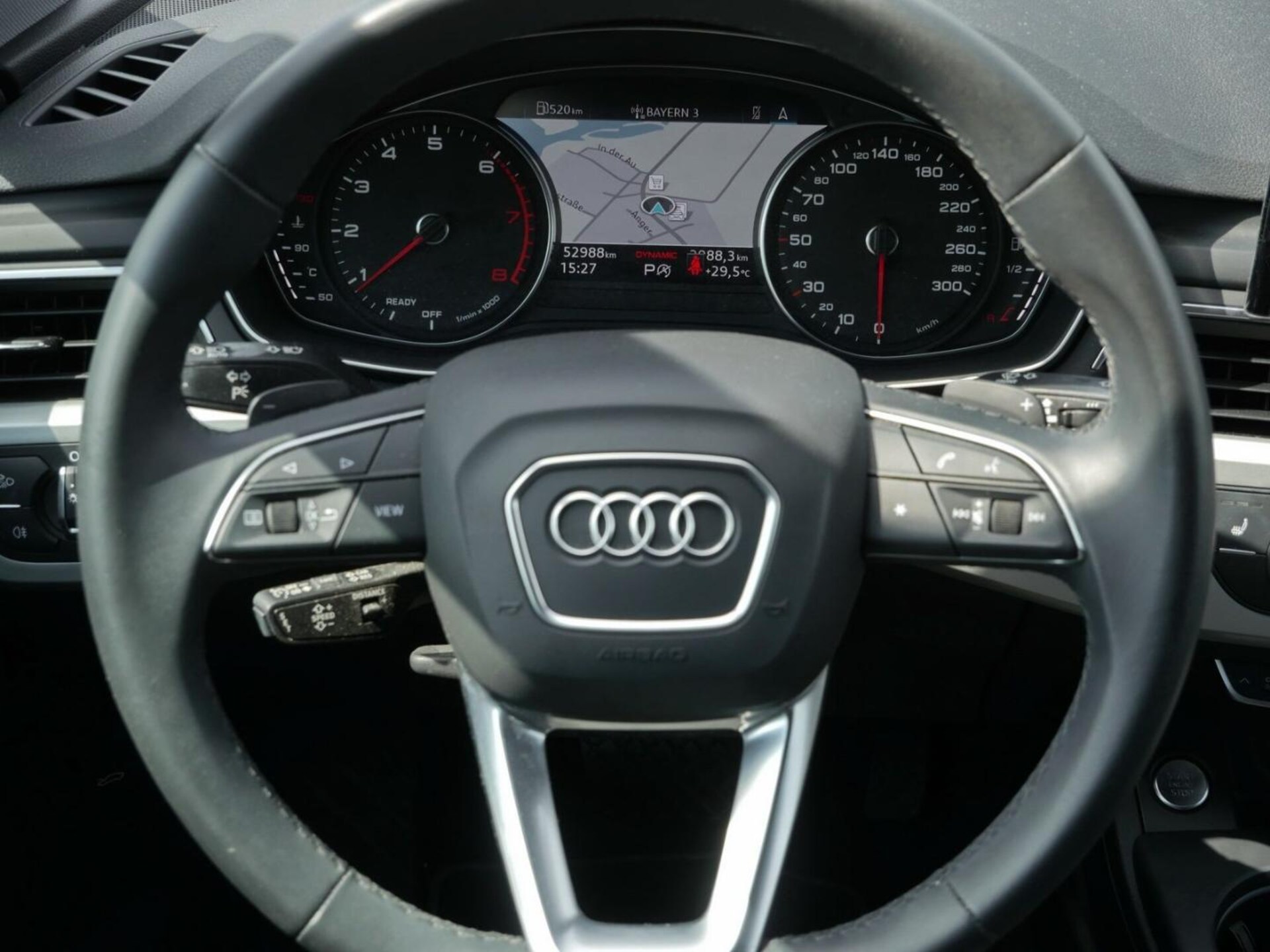 Audi A4 Avant S line