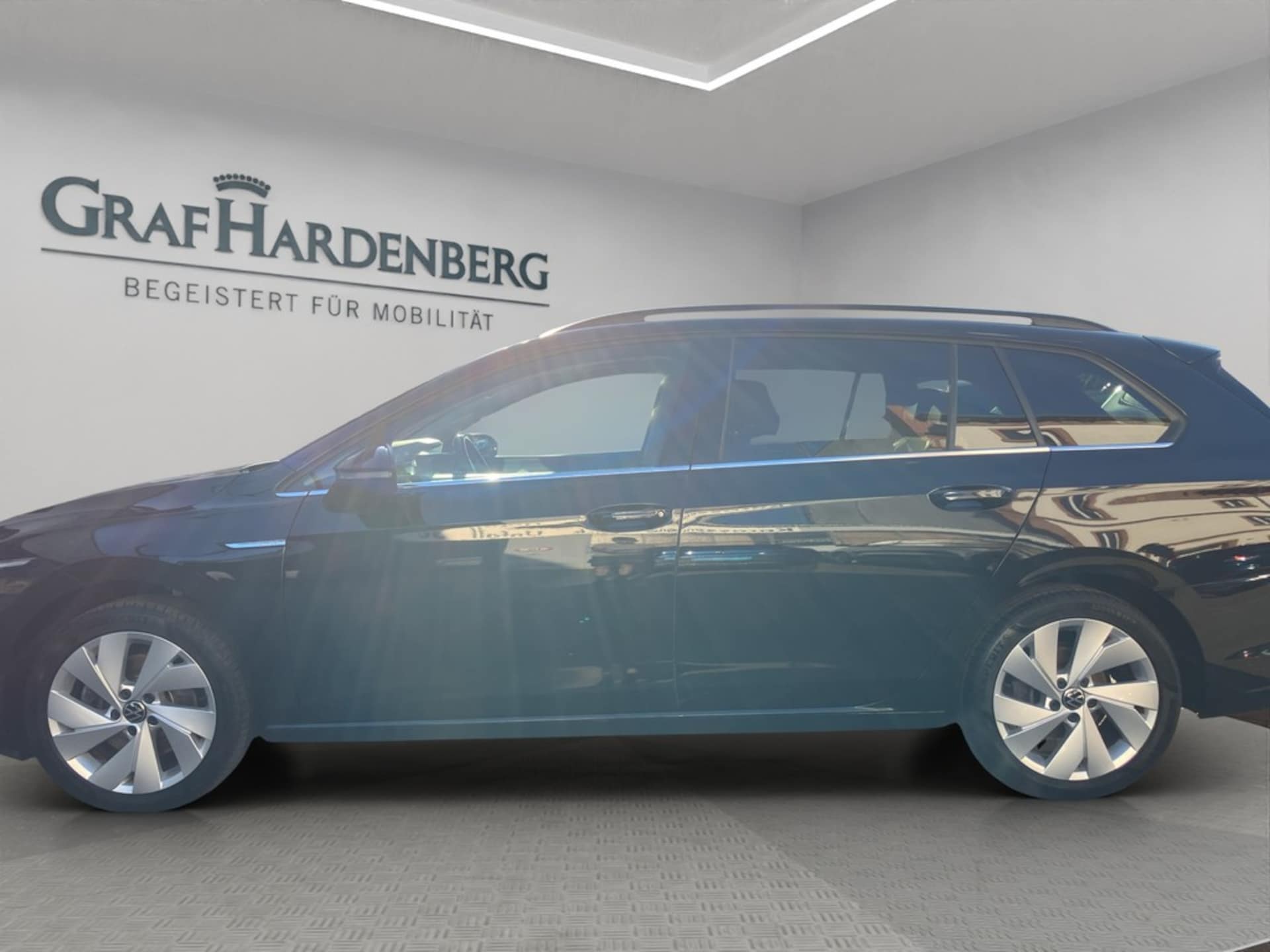 Volkswagen Golf Variant Style