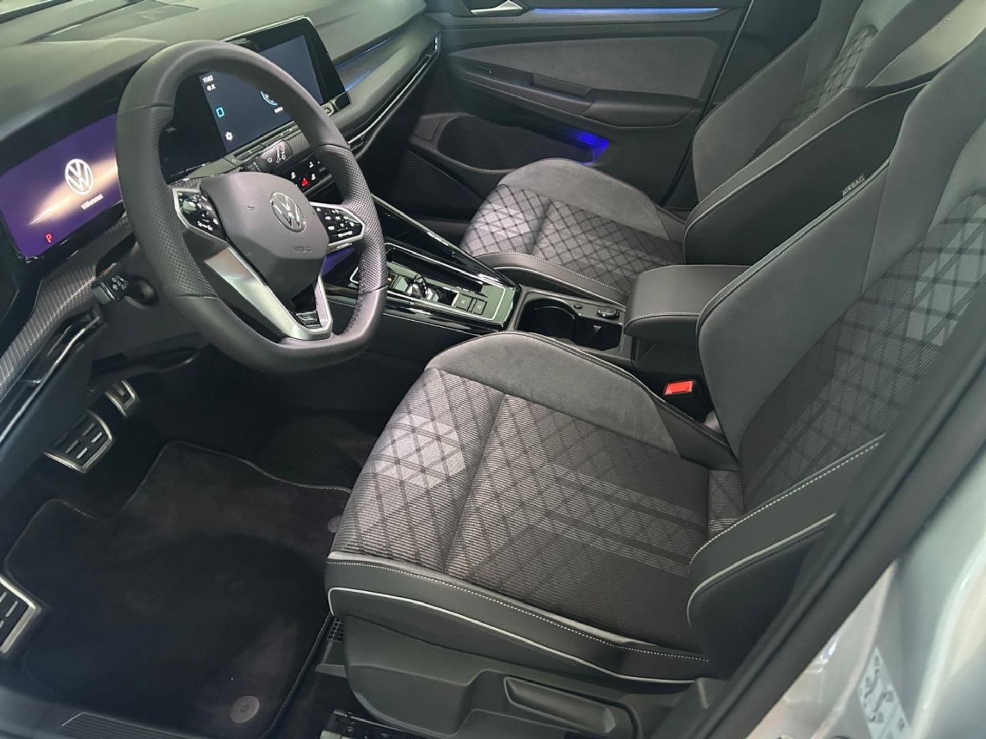 Volkswagen Golf Variant R-Line