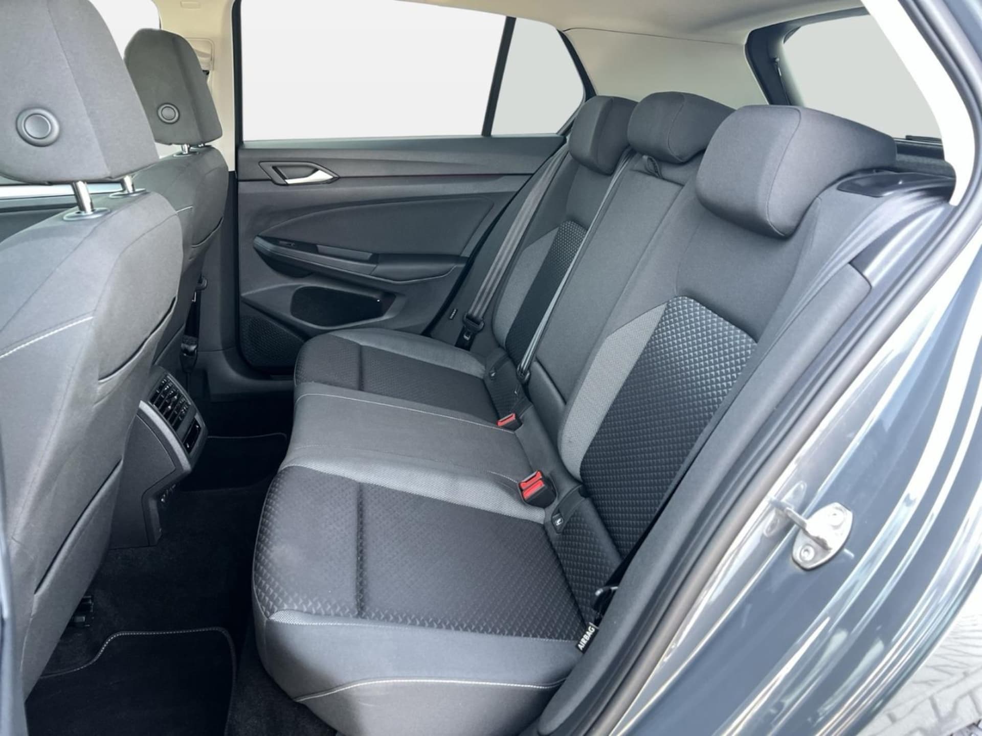Volkswagen Golf Active