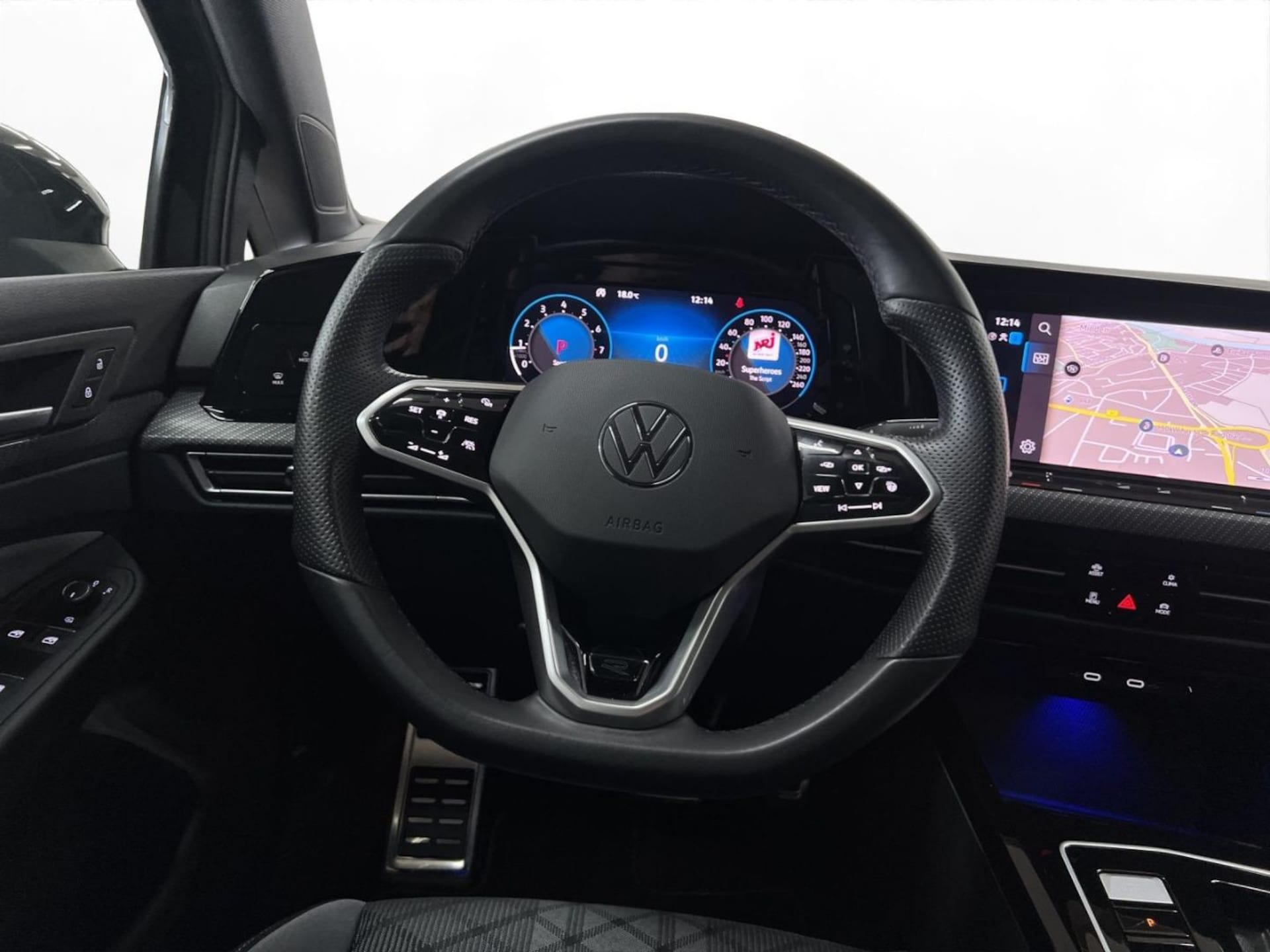 Volkswagen Golf R-Line
