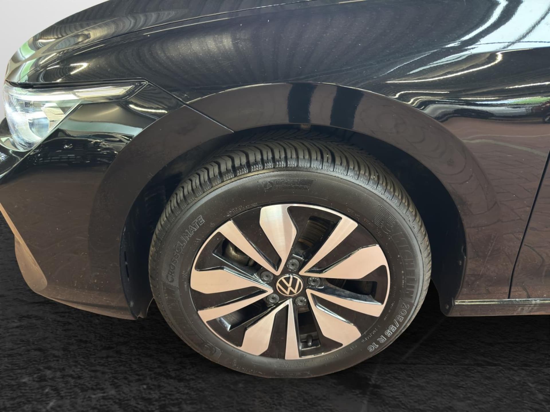 Volkswagen Golf Life