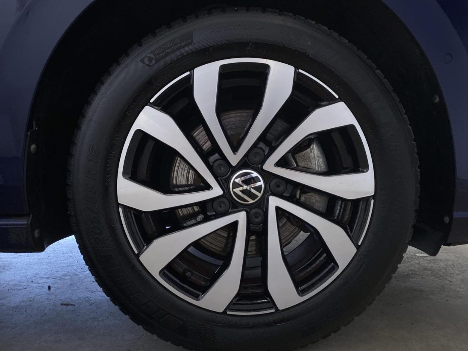 Volkswagen Golf Active