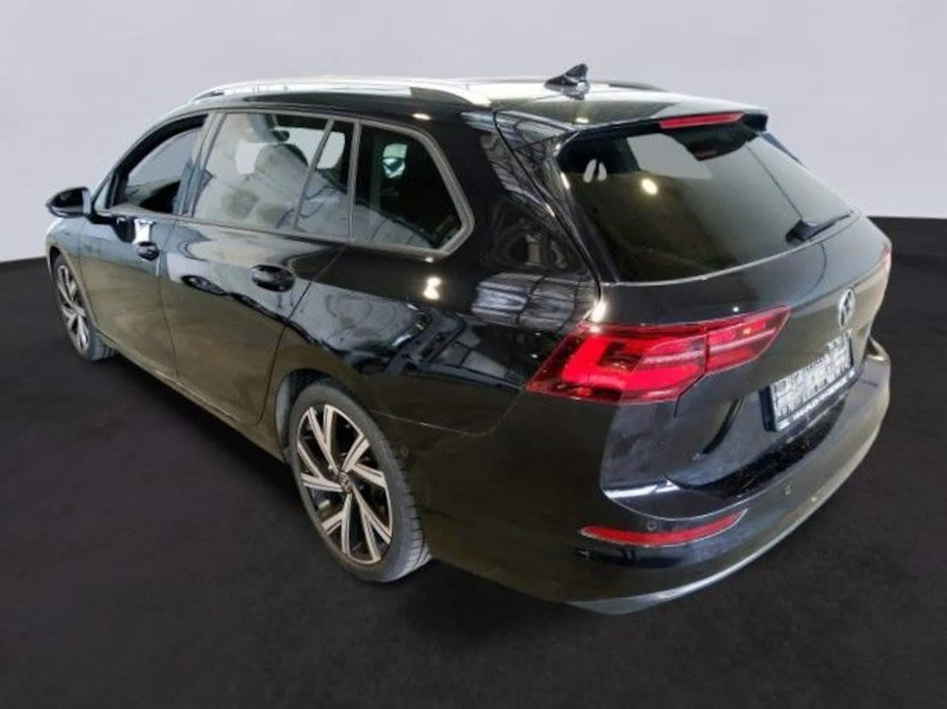 Volkswagen Golf Variant Life