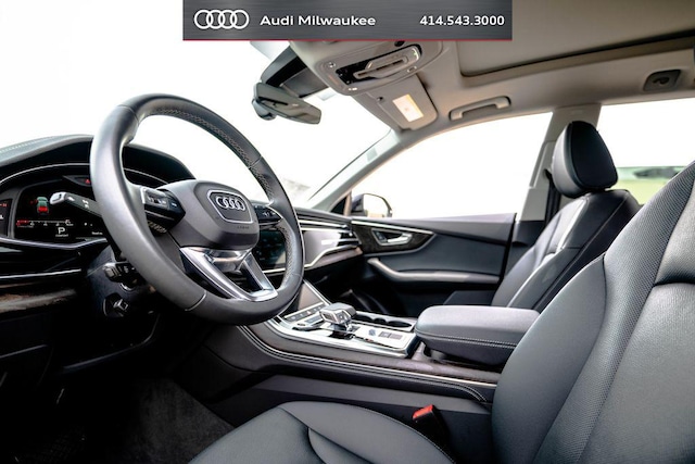 2023 Audi Q8