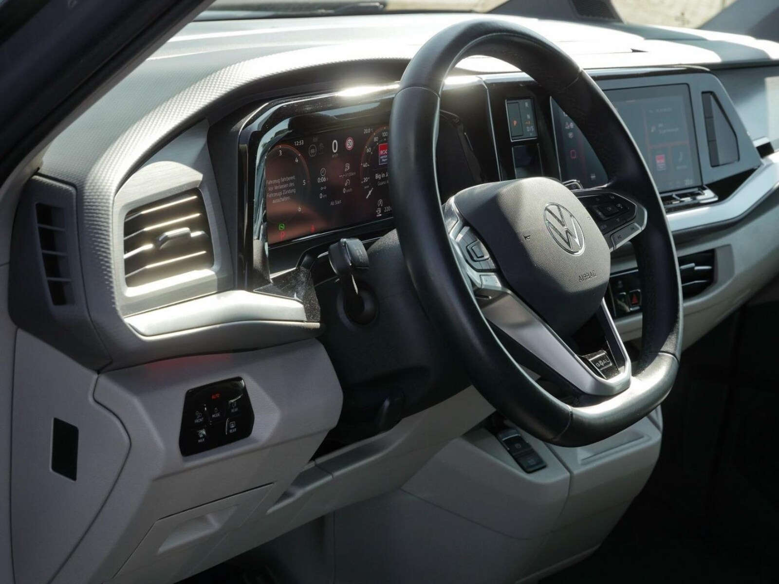Volkswagen Multivan Langversion – Bild 19