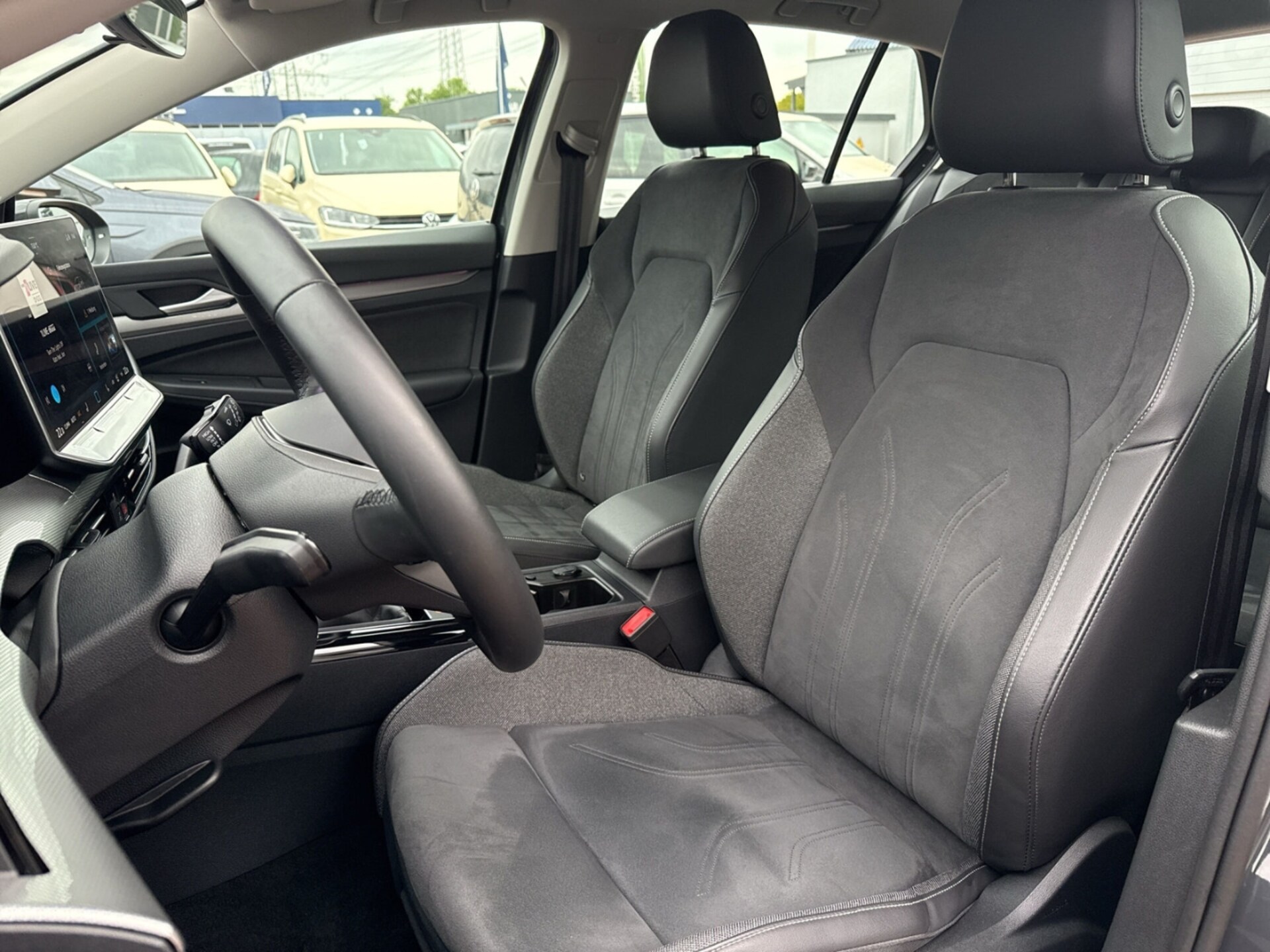 Volkswagen Golf Style