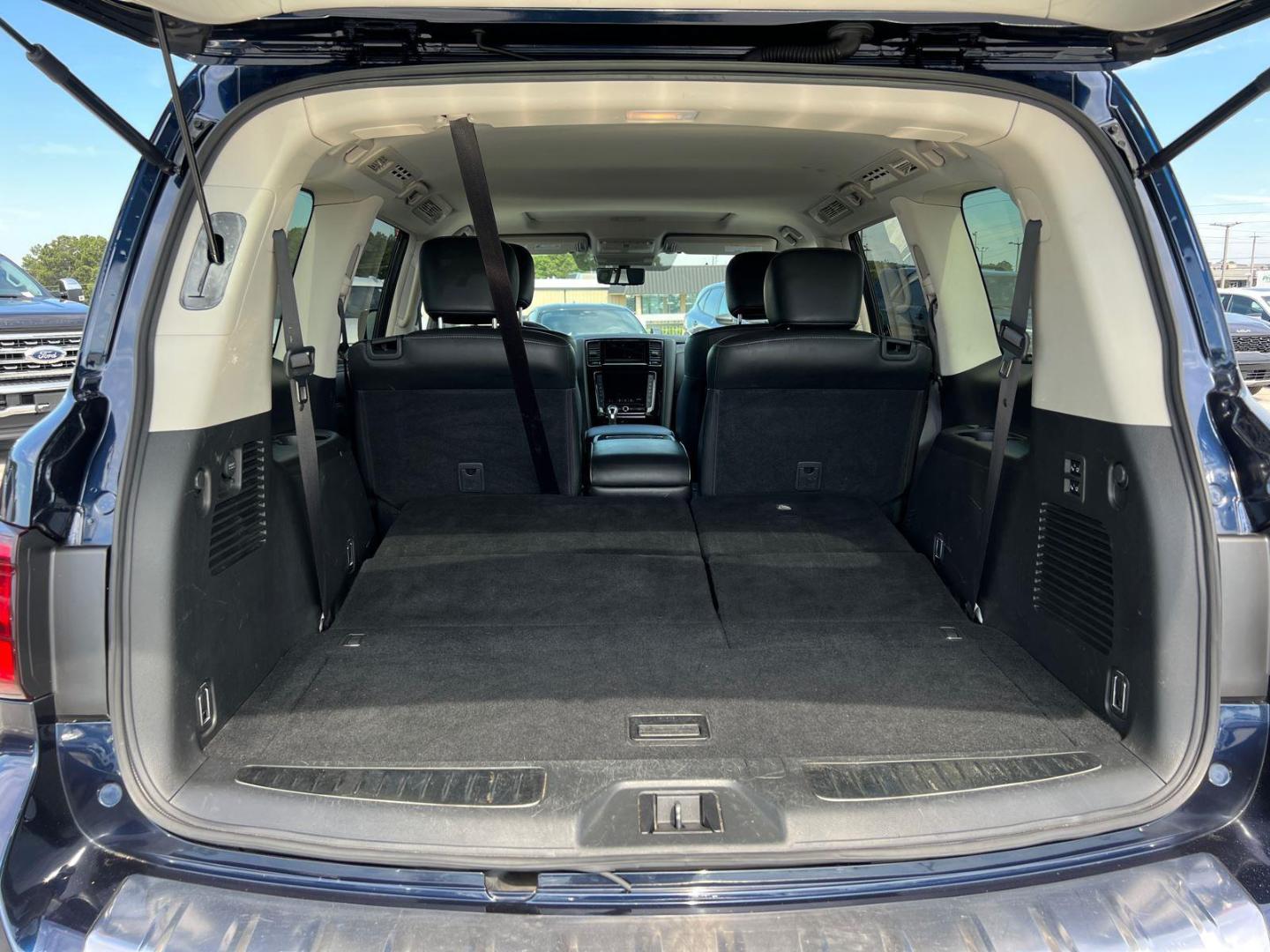 2020 INFINITI QX80 18
