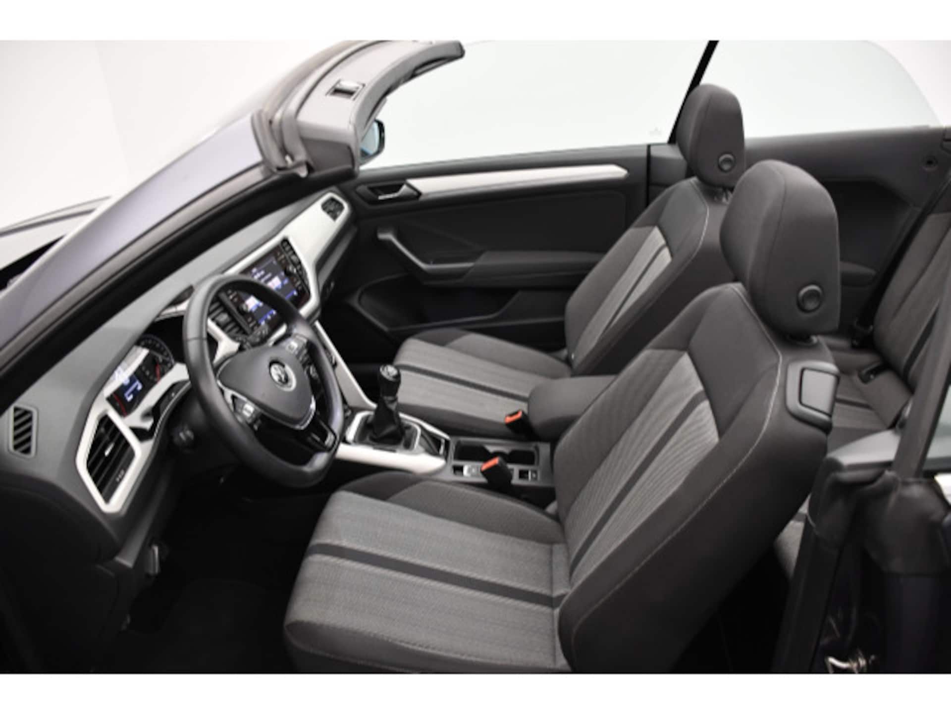 Volkswagen T-Roc Cabriolet Style