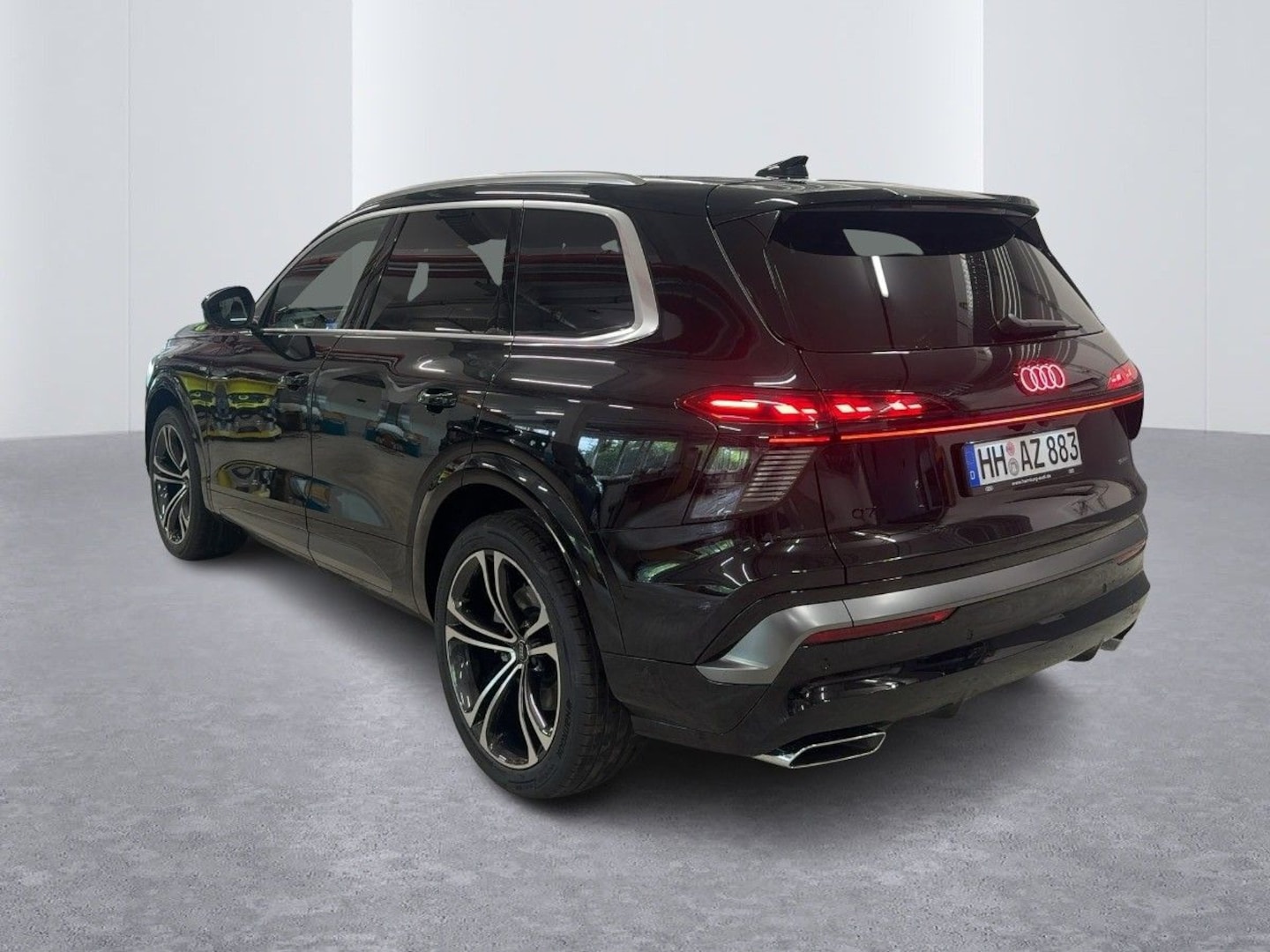 Bild über Audi Q7 SUV TDI quattro 220 kW tiptronic - für weitere Informationen kontaktieren Sie den Audi Partner
