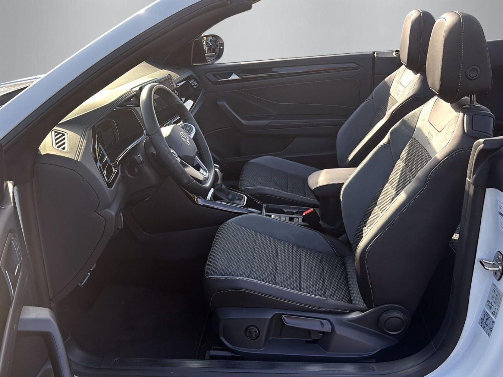 Volkswagen T-Roc Cabriolet – Bild 6