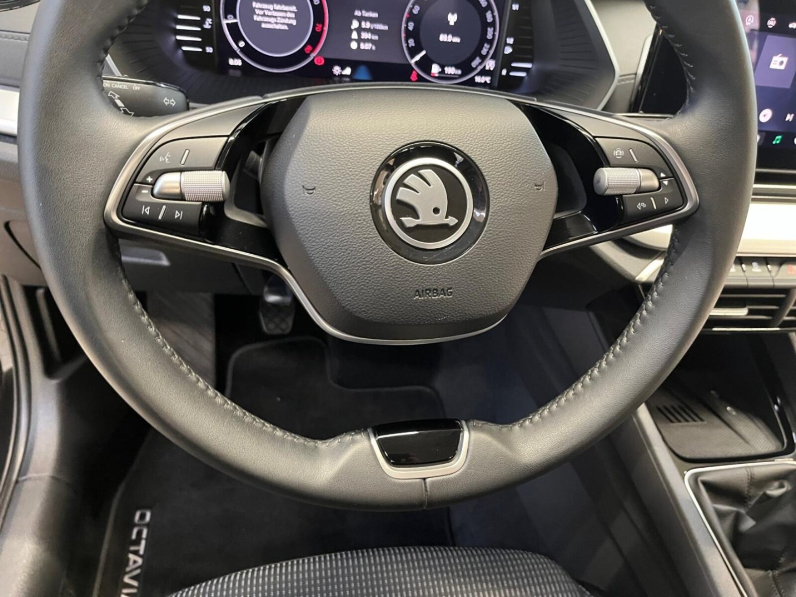 Škoda Octavia Combi – Bild 21