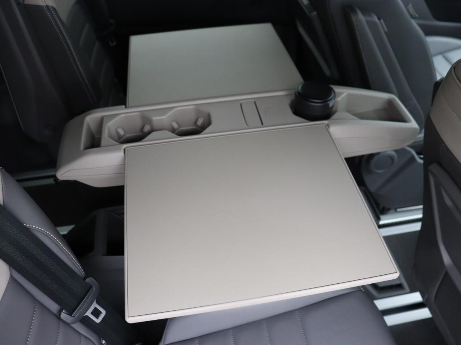 Volkswagen Multivan Langversion – Bild 8