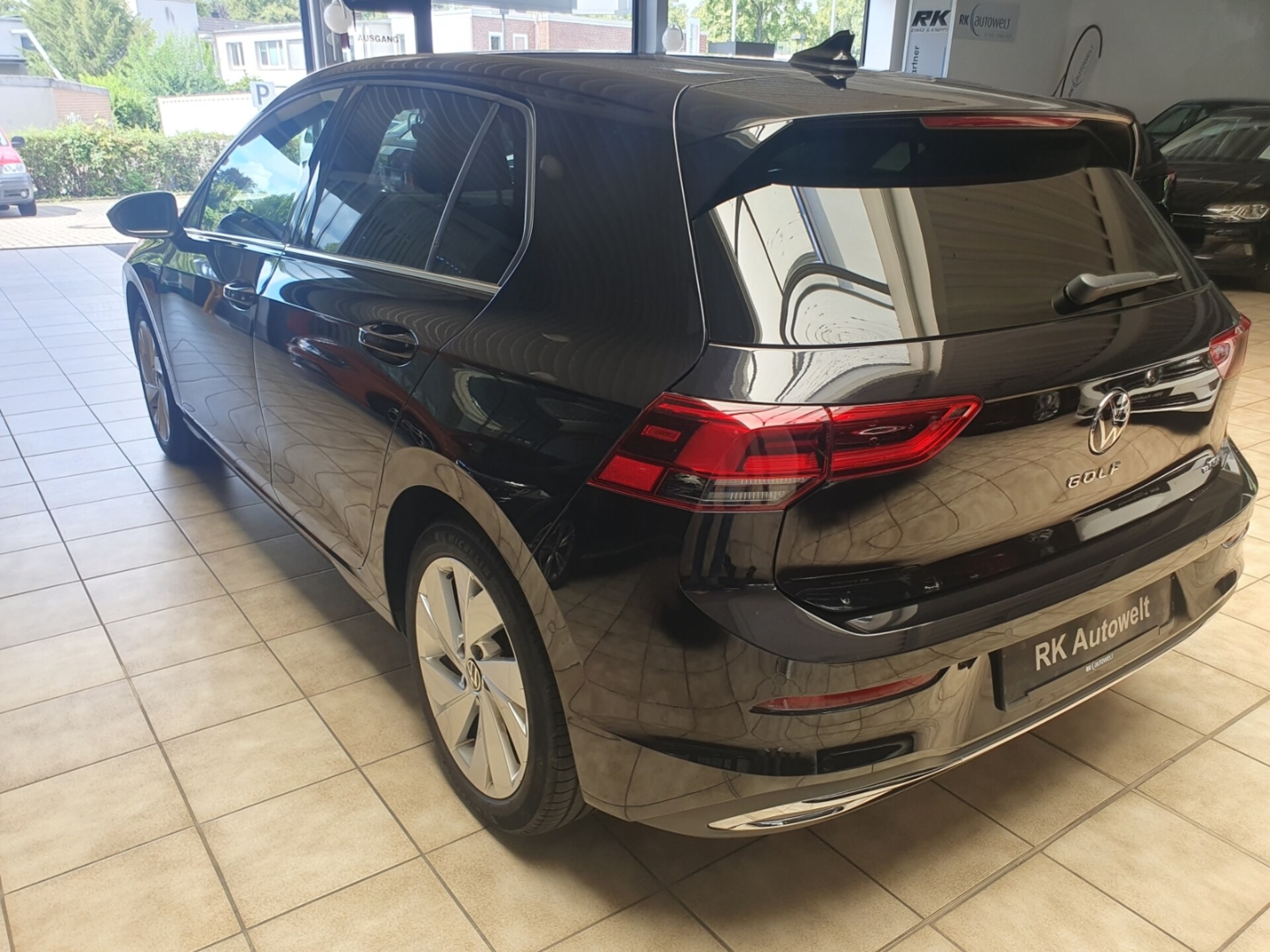 Volkswagen Golf Style
