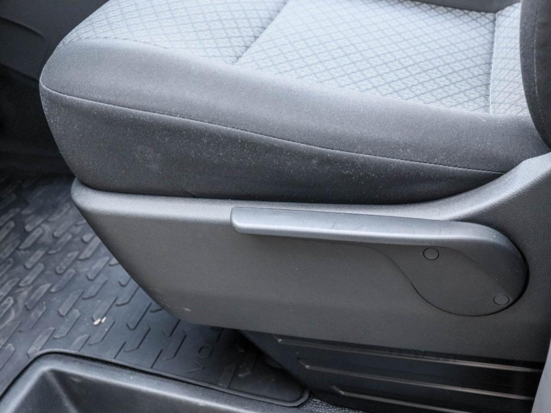 Volkswagen T6.1 Caravelle kurzer Radstand Trendline