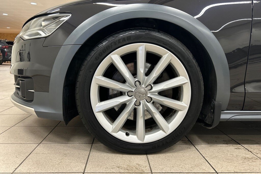 Bild som visar&nbsp;Audi A6 allroad quattro&nbsp;A6 allroad 3.0 TDI quattro 218 hk S tronic - för mer information kontakta din Audi Partner