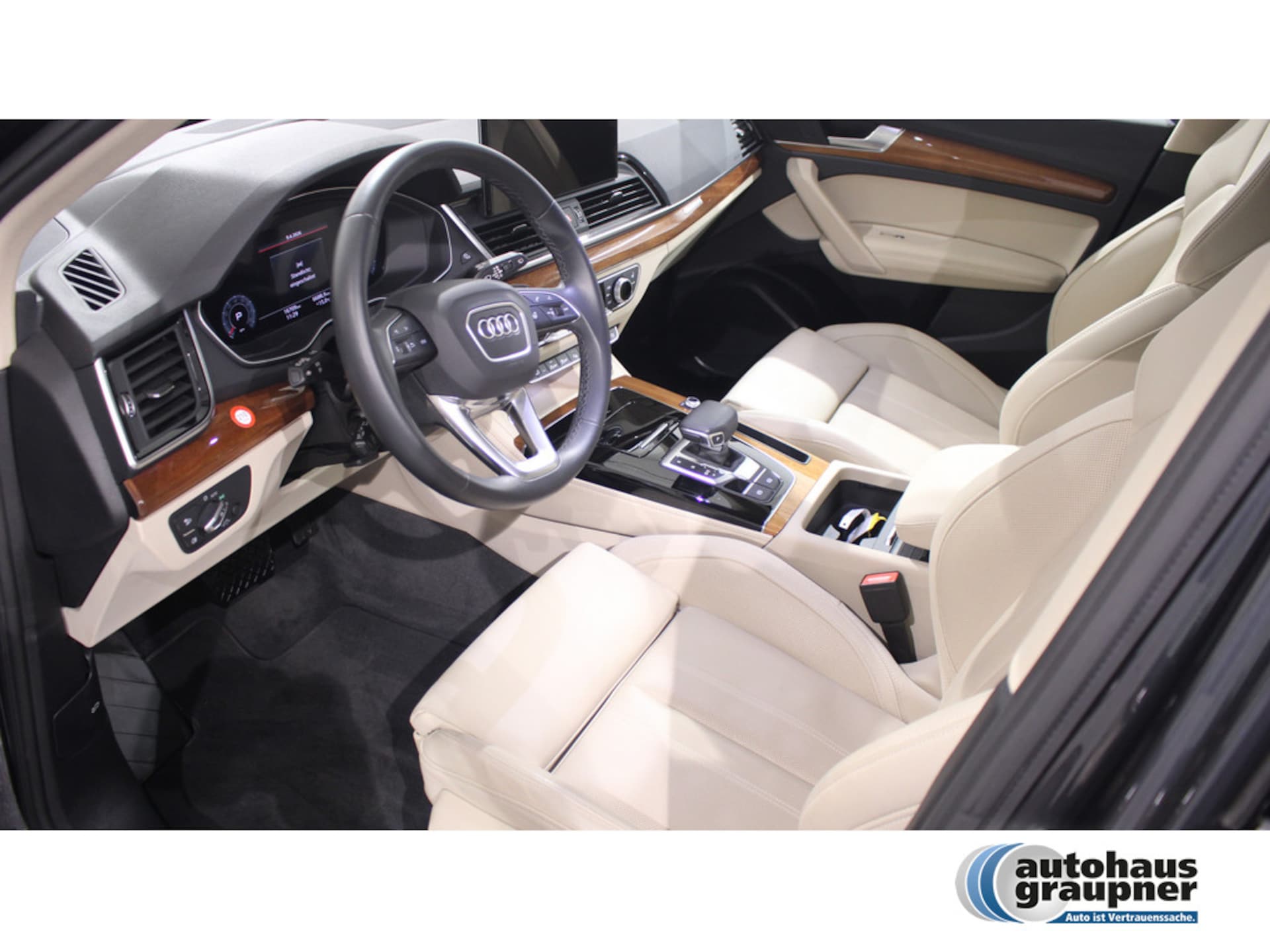 Audi Q5 SUV Advanced