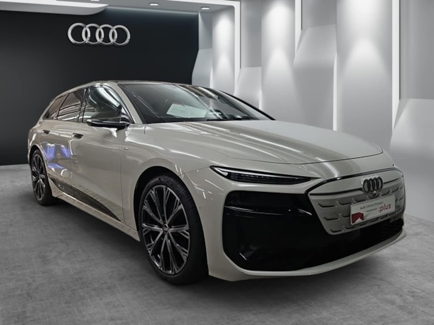 Bild über Audi A6 Avant e-tron e-tron - für weitere Informationen kontaktieren Sie den Audi Partner