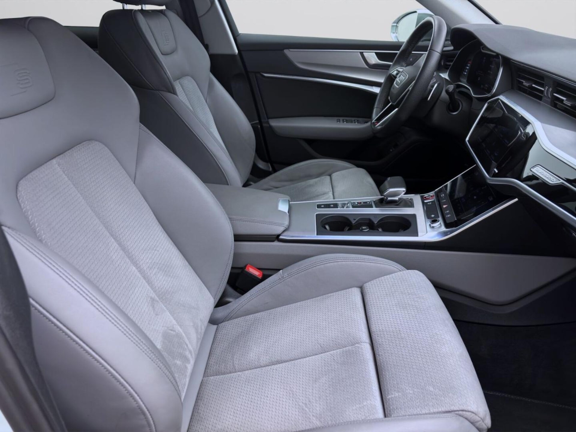 Audi S6 Avant