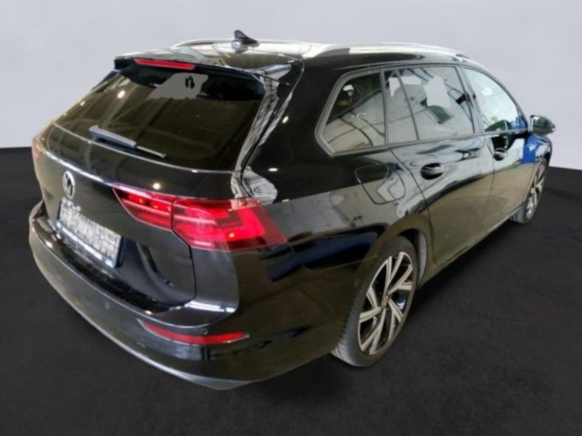 Volkswagen Golf Variant Life