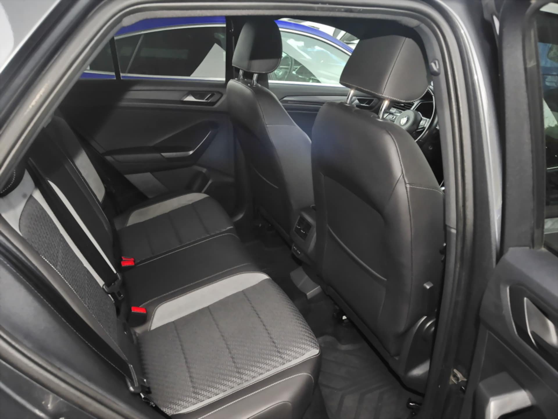 Volkswagen T-Roc Sport