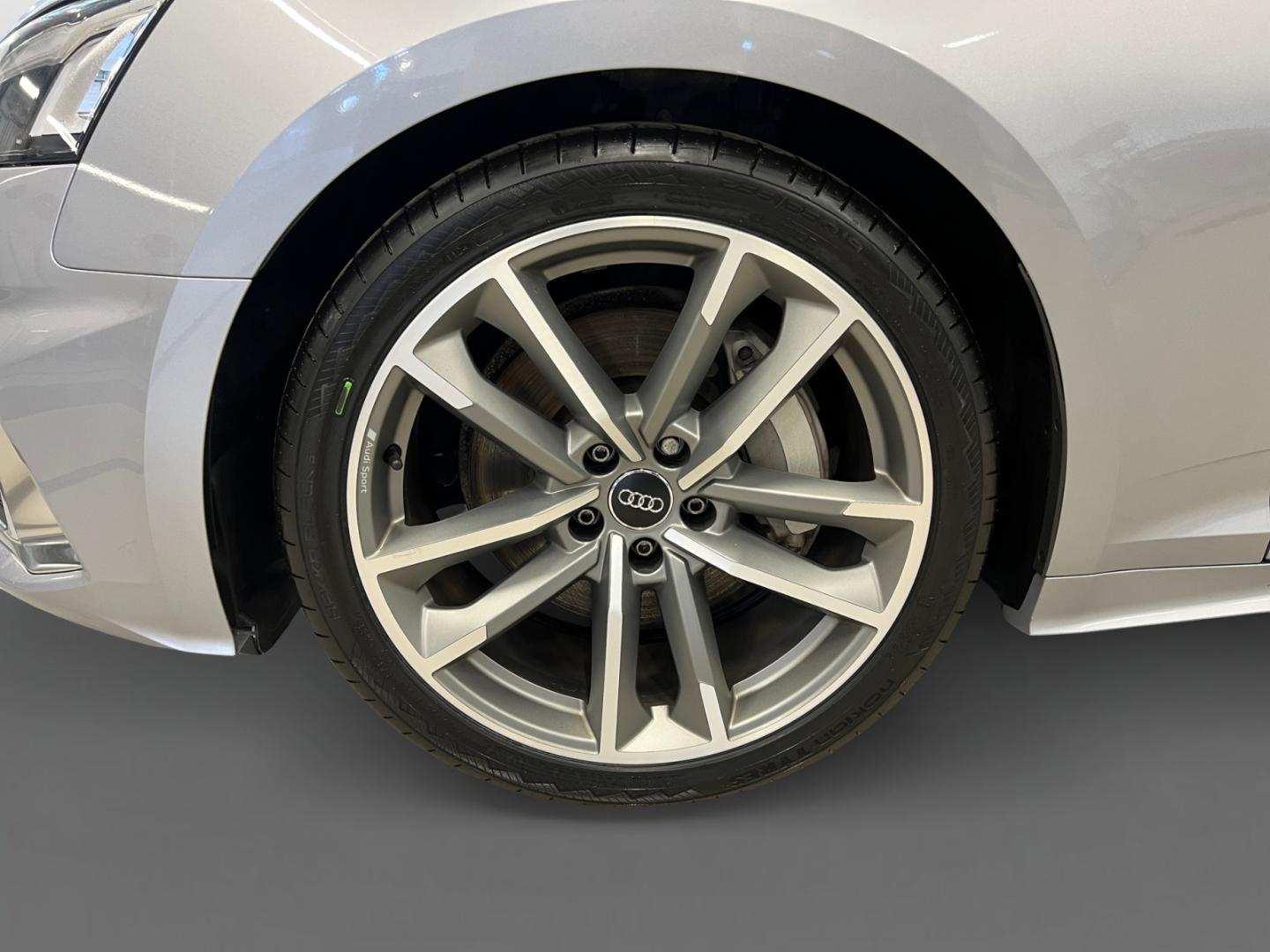 Bild som visar&nbsp;Audi A5 Sportback&nbsp;A5 Sportback 45 TFSI quattro Proline advanced 265 hk S tronic - för mer information kontakta din Audi Partner