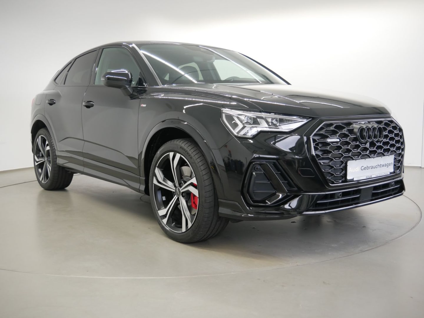 Bild über Audi Q3 Sportback S line 45 TFSI quattro S tronic - für weitere Informationen kontaktieren Sie den Audi Partner
