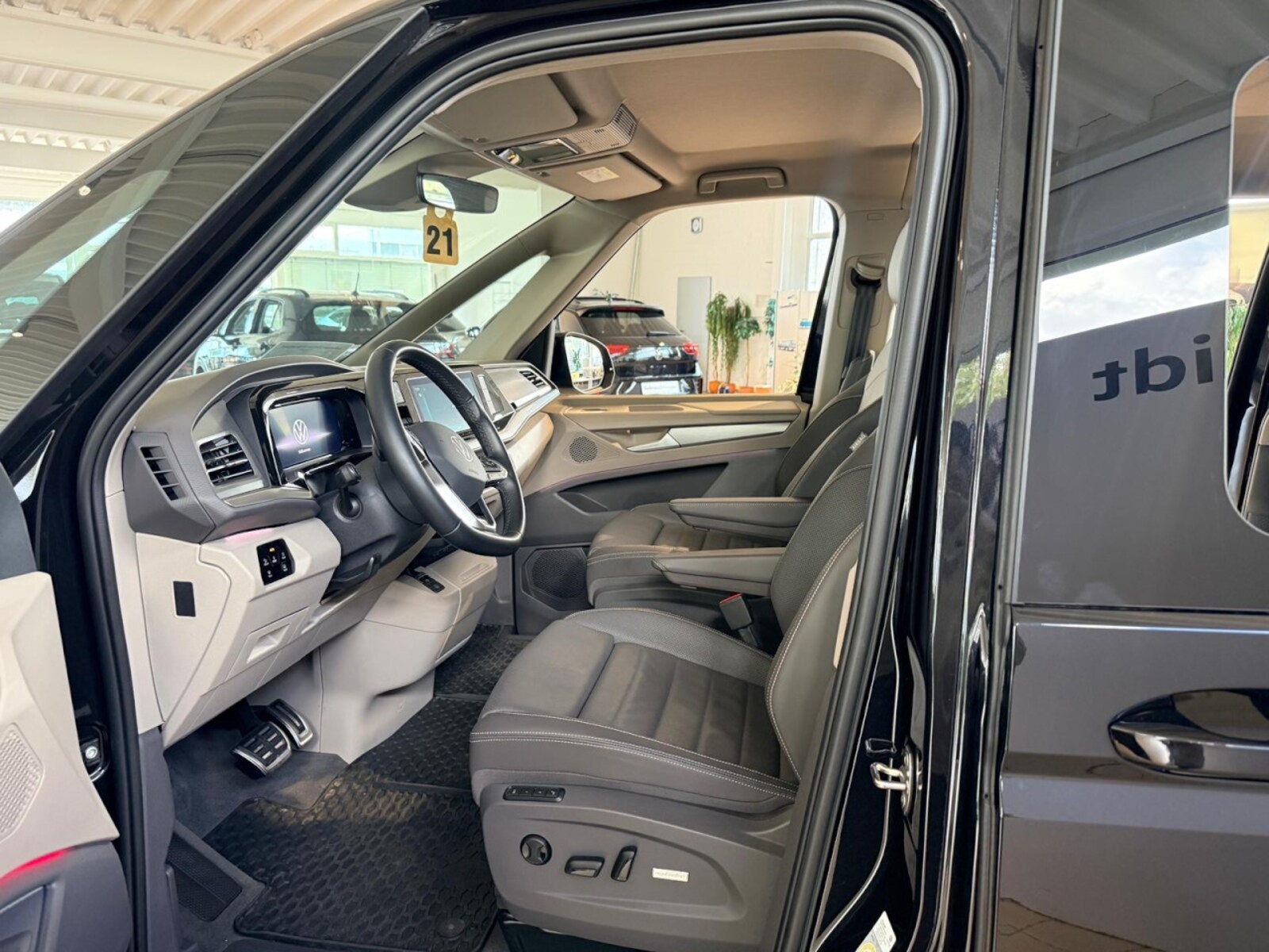 Volkswagen Multivan – Bild 4